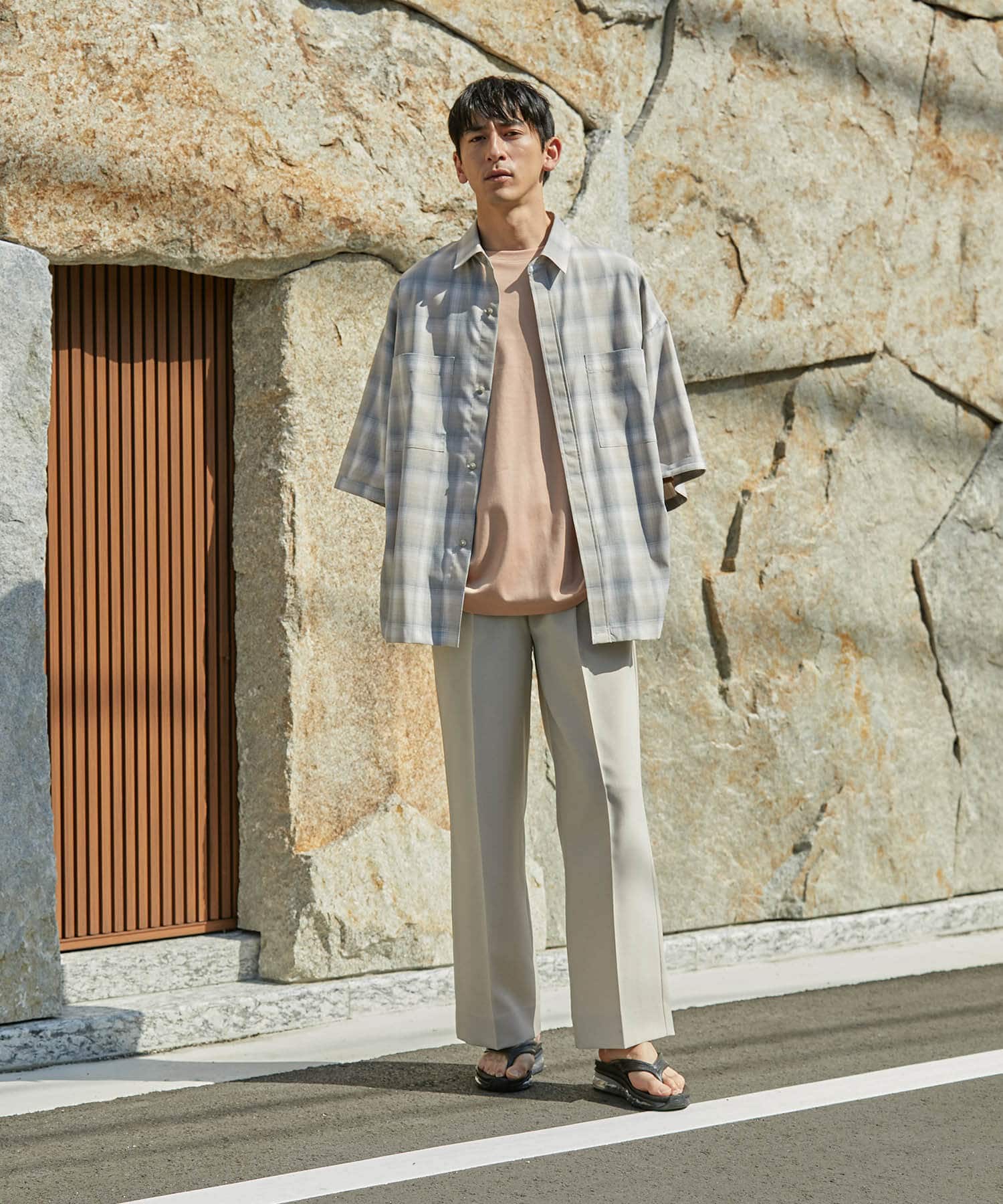 極〉センタープレスが取れないパンツ / PUBLIC TOKYO MENS