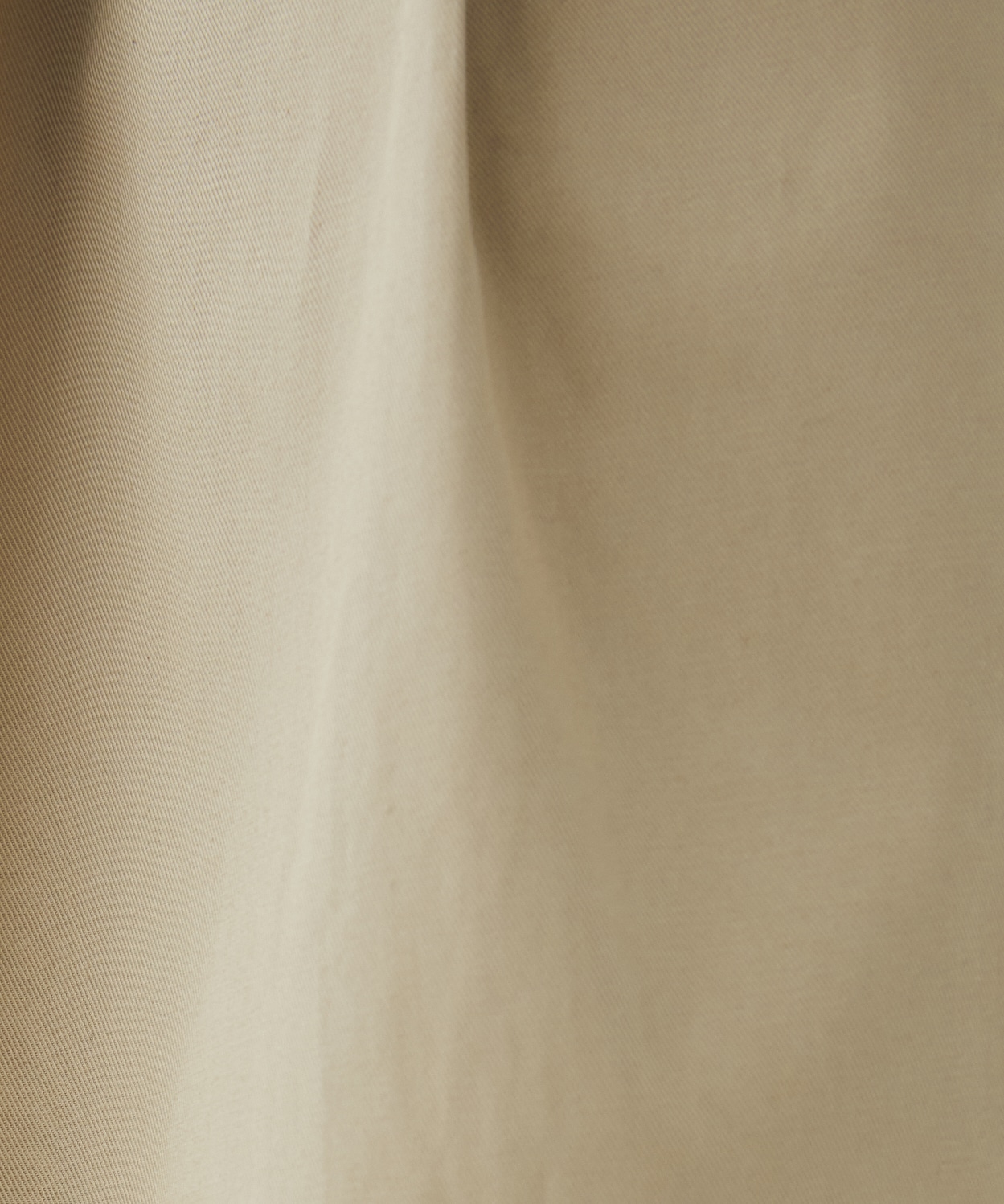 SUMMER LIGHT CHINOS