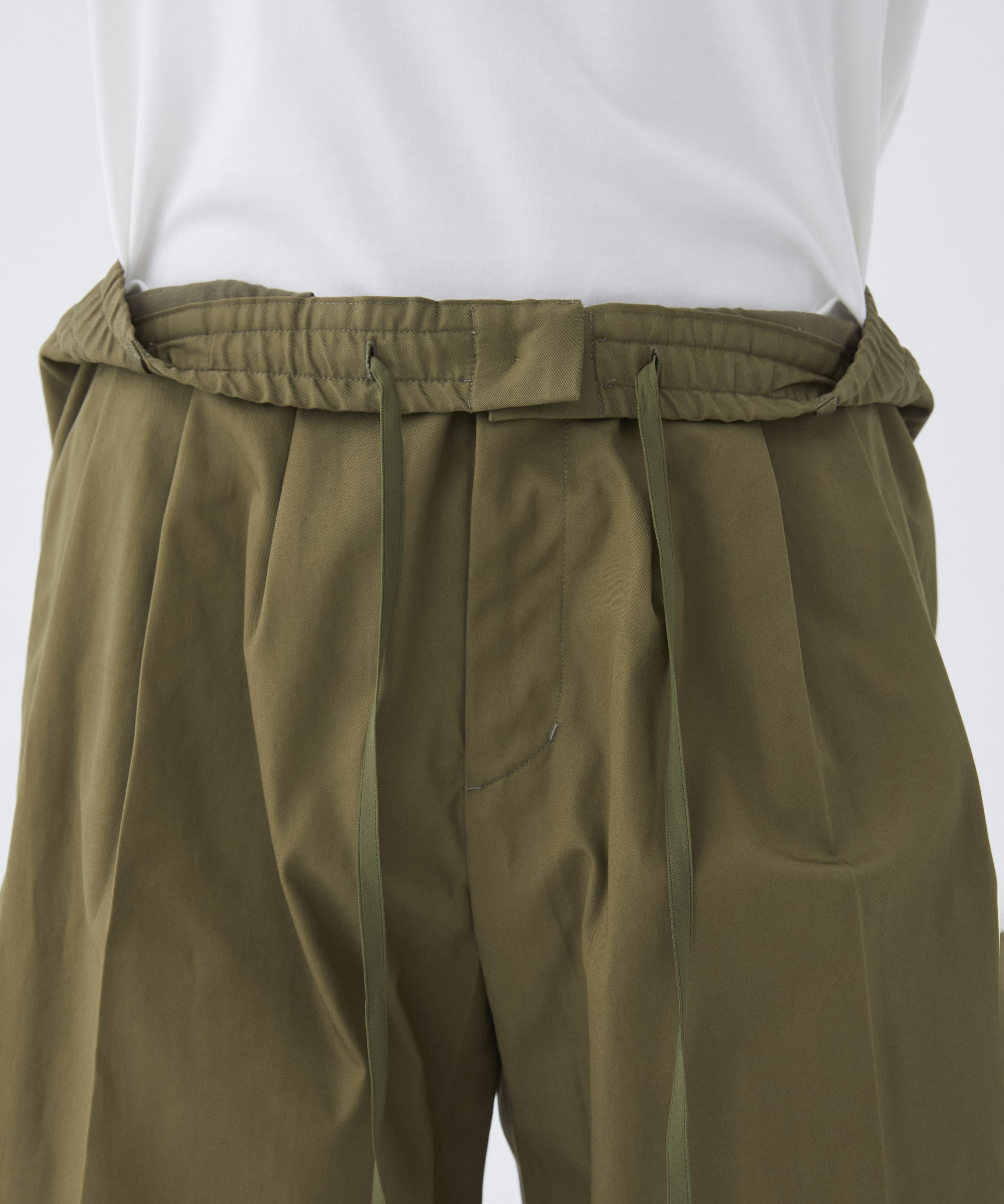 SUMMER LIGHT CHINOS