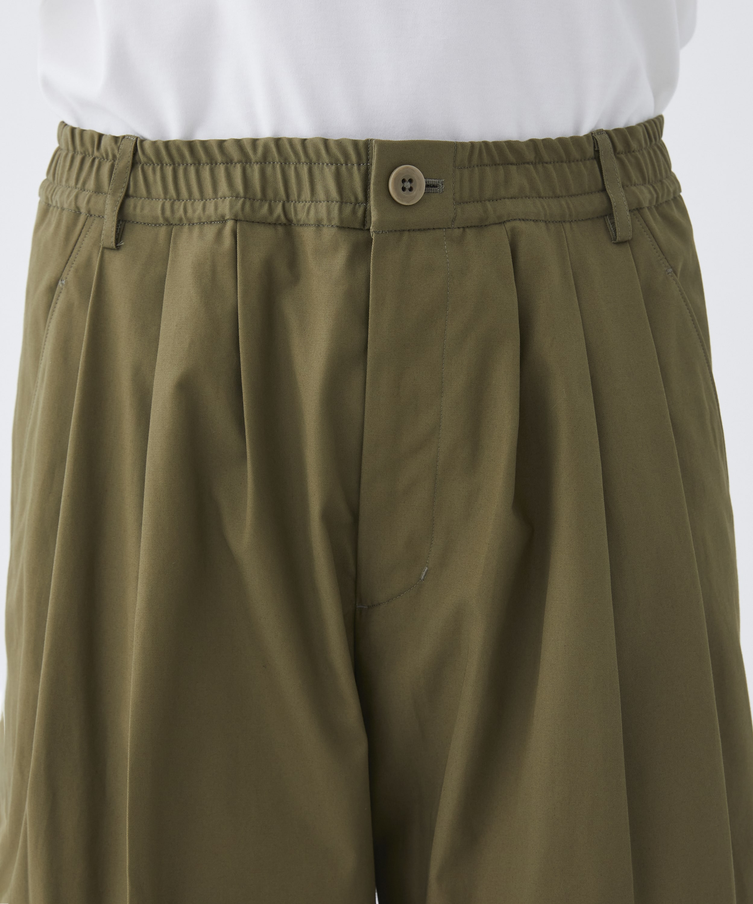 SUMMER LIGHT CHINOS