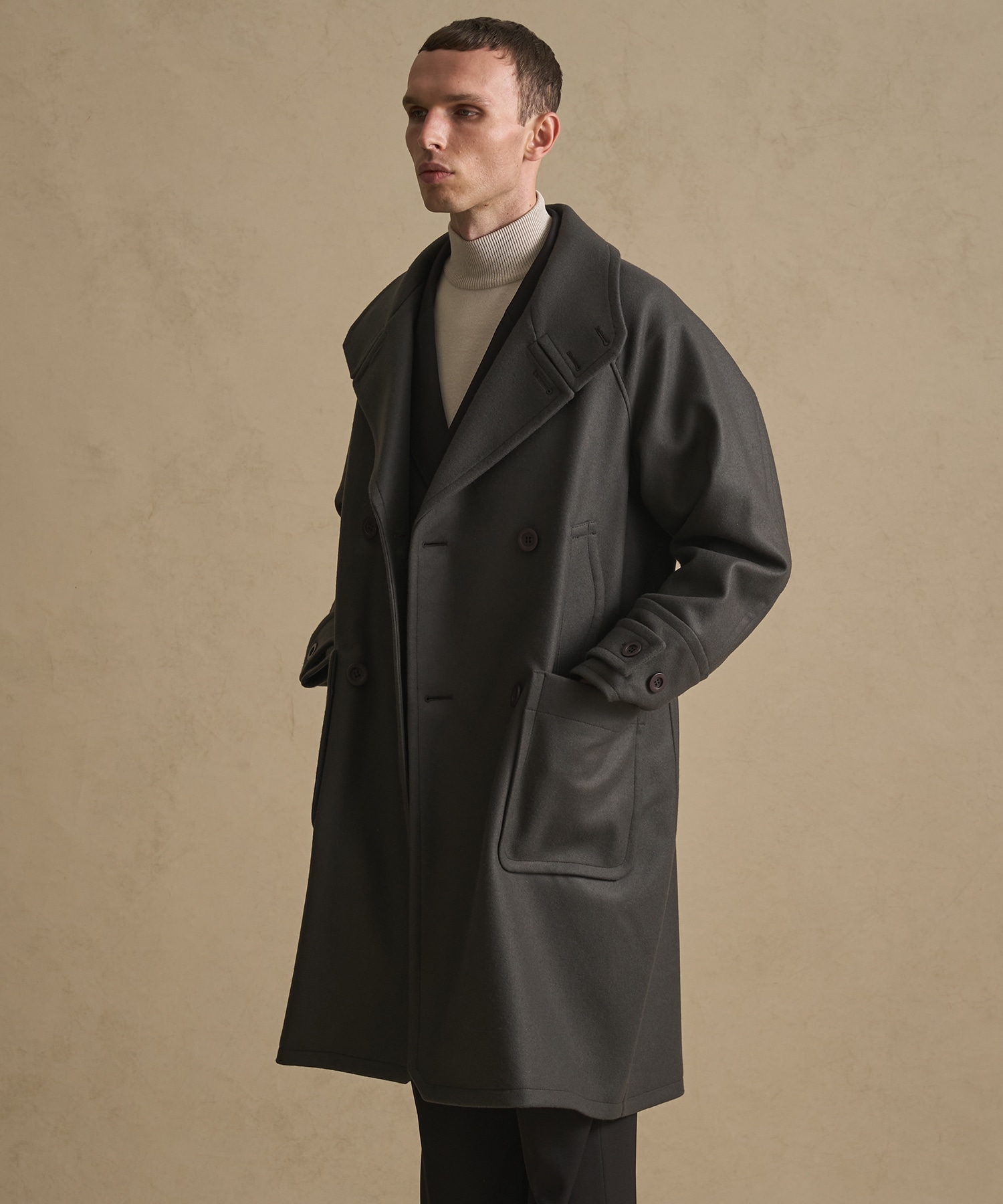 新品未使用 SHIPS super140s メルトン Pコート 新品未使用 SHIPS super140s メルトン Pコート シップス SHIPS