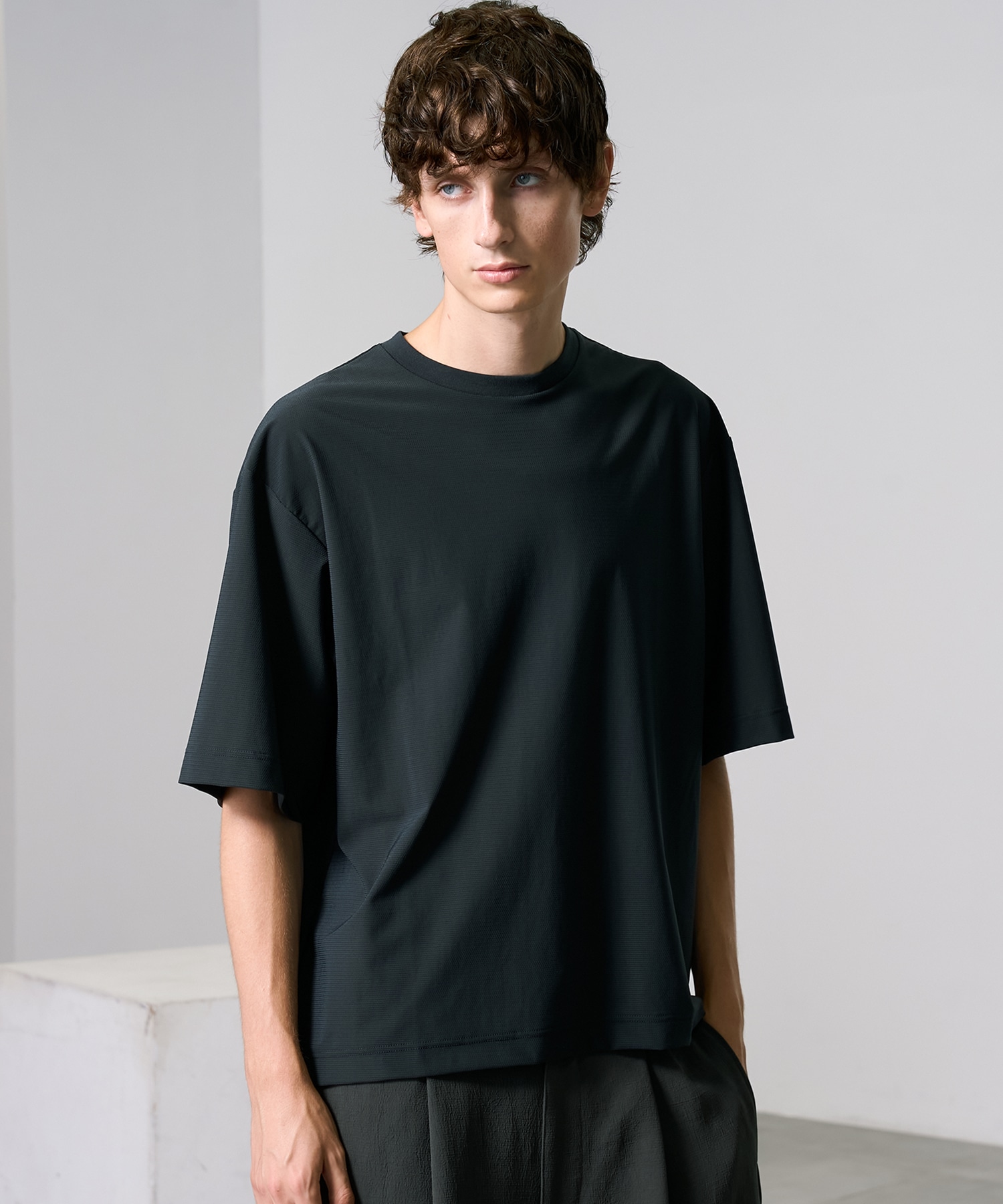 DARK GREY