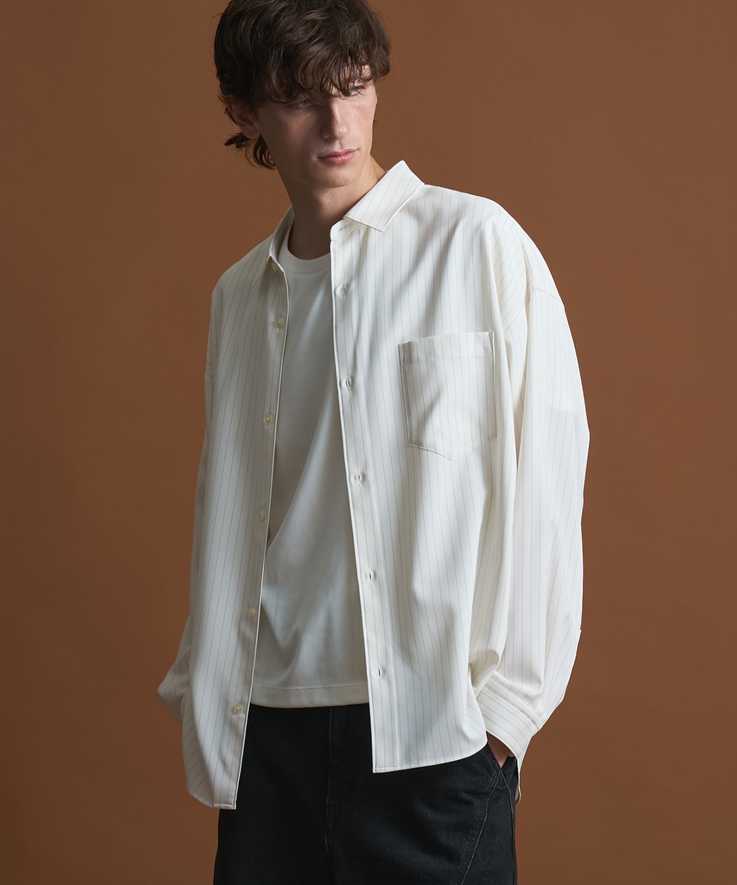 WHITE STRIPE