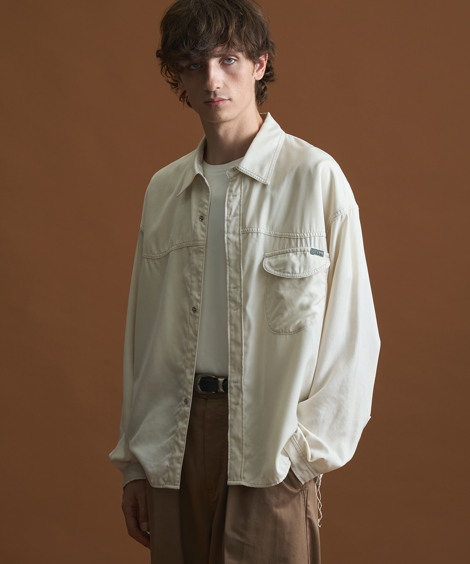 OFF WHITE