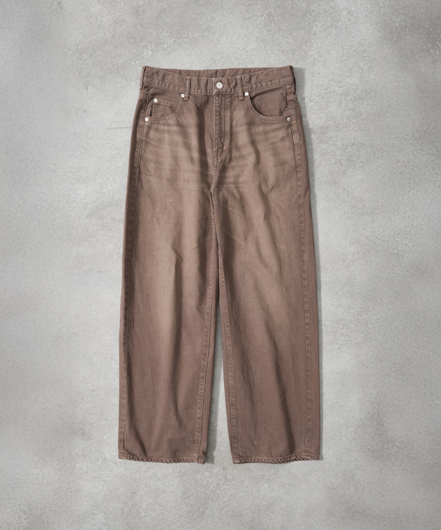 LIGHT BROWN