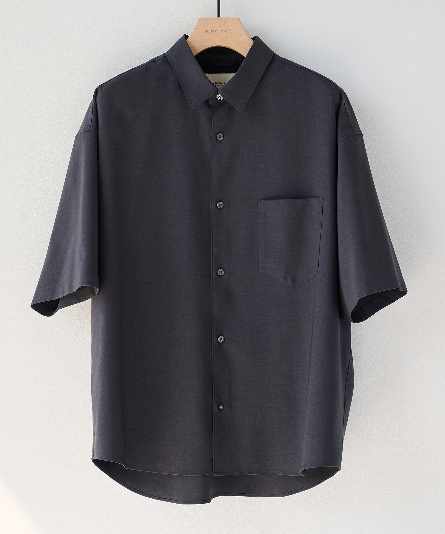 再入荷】コンフォートリラックスレギュラー半袖シャツ(0 WHITE 再入荷】コンフォートリラックスレギュラー半袖シャツ(0 WHITE