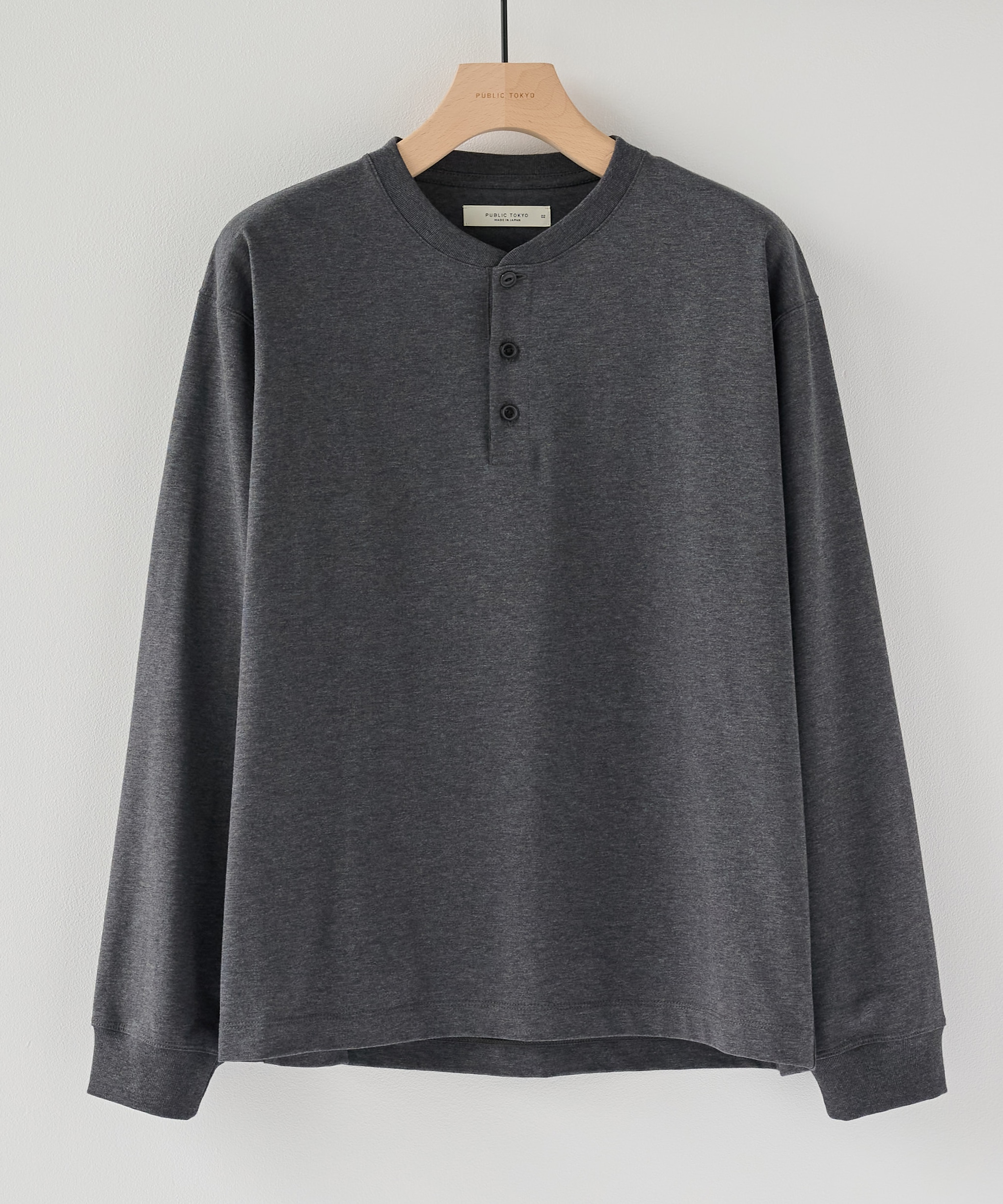 DARK GREY