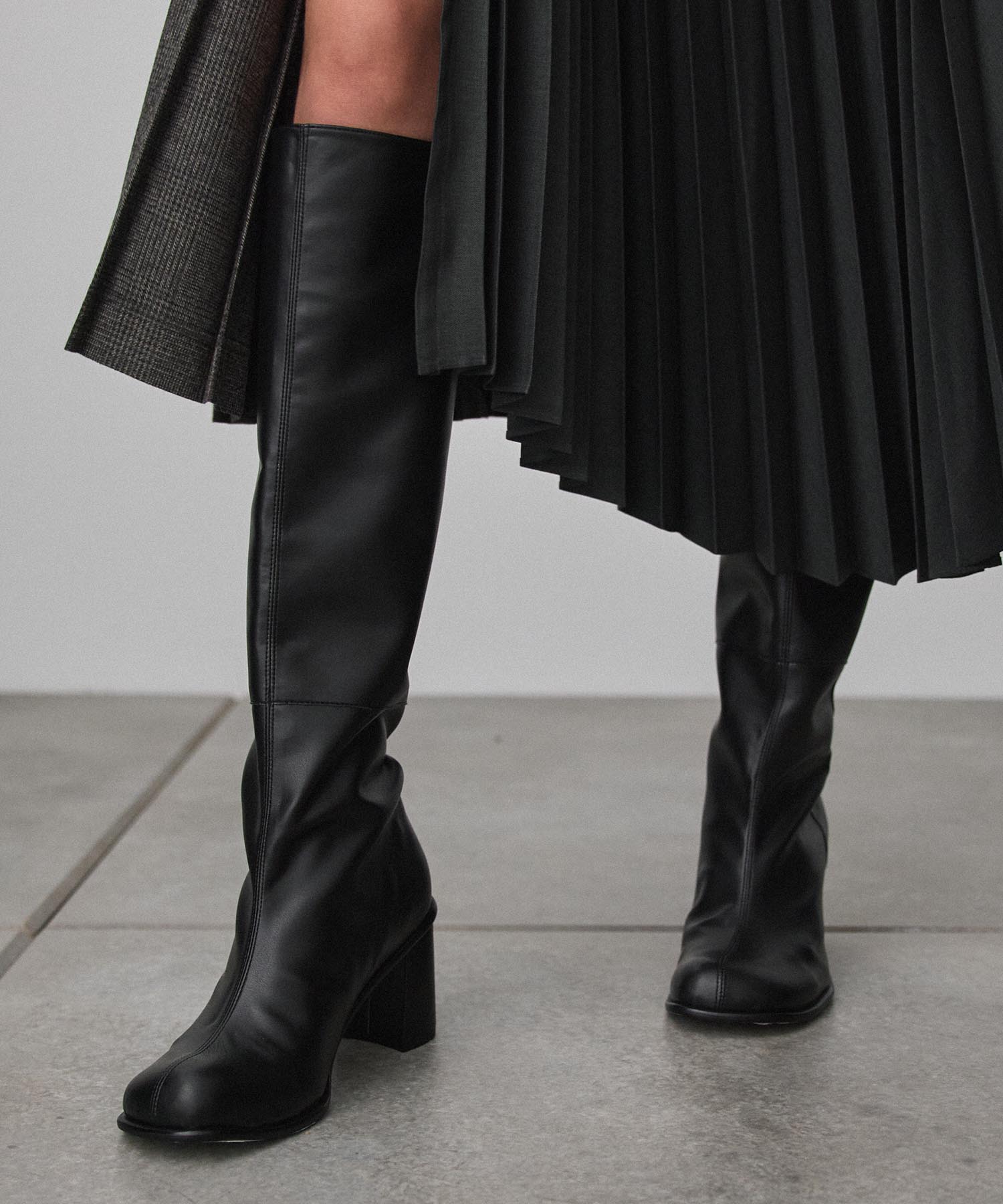 ＜NEBULONI E.＞LONG BOOTS/ブーツ  新品