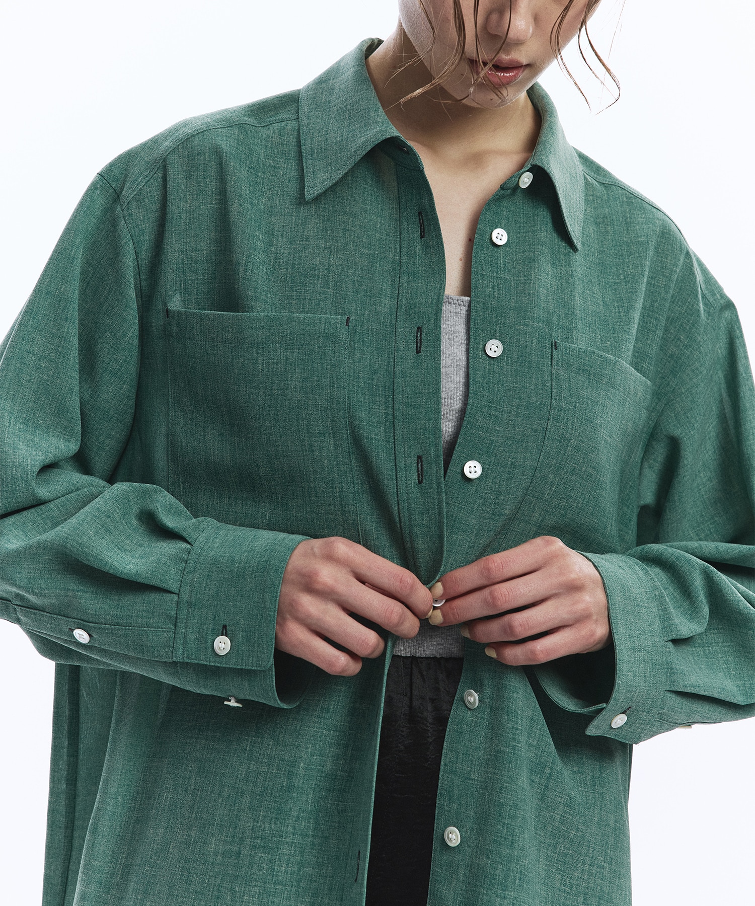 GREEN