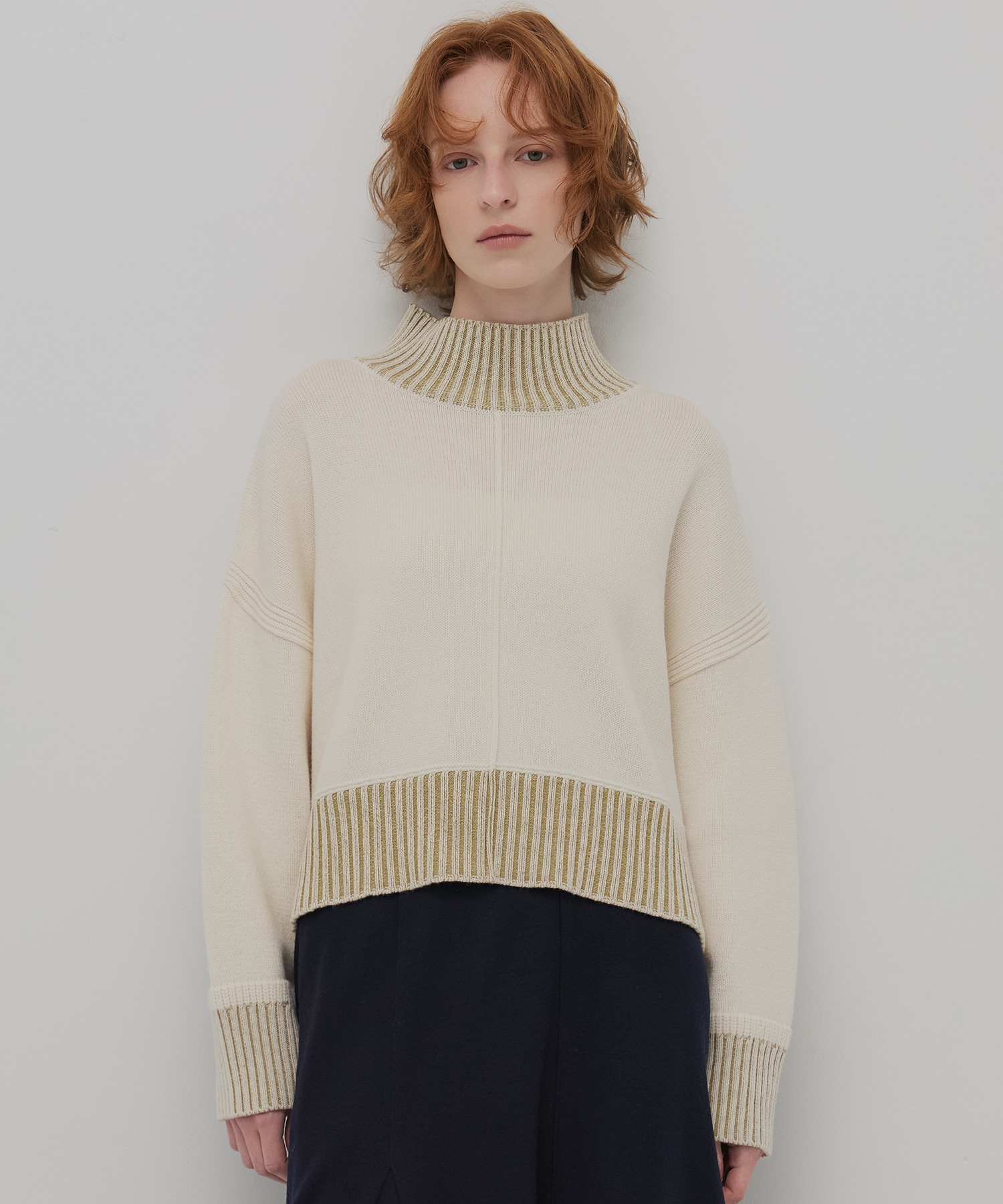 アドーア　フリンジニット　圧縮ウール　38 アイボリー　完売品 アドーア フリンジニット 圧縮ウール 38 アイボリー 完売