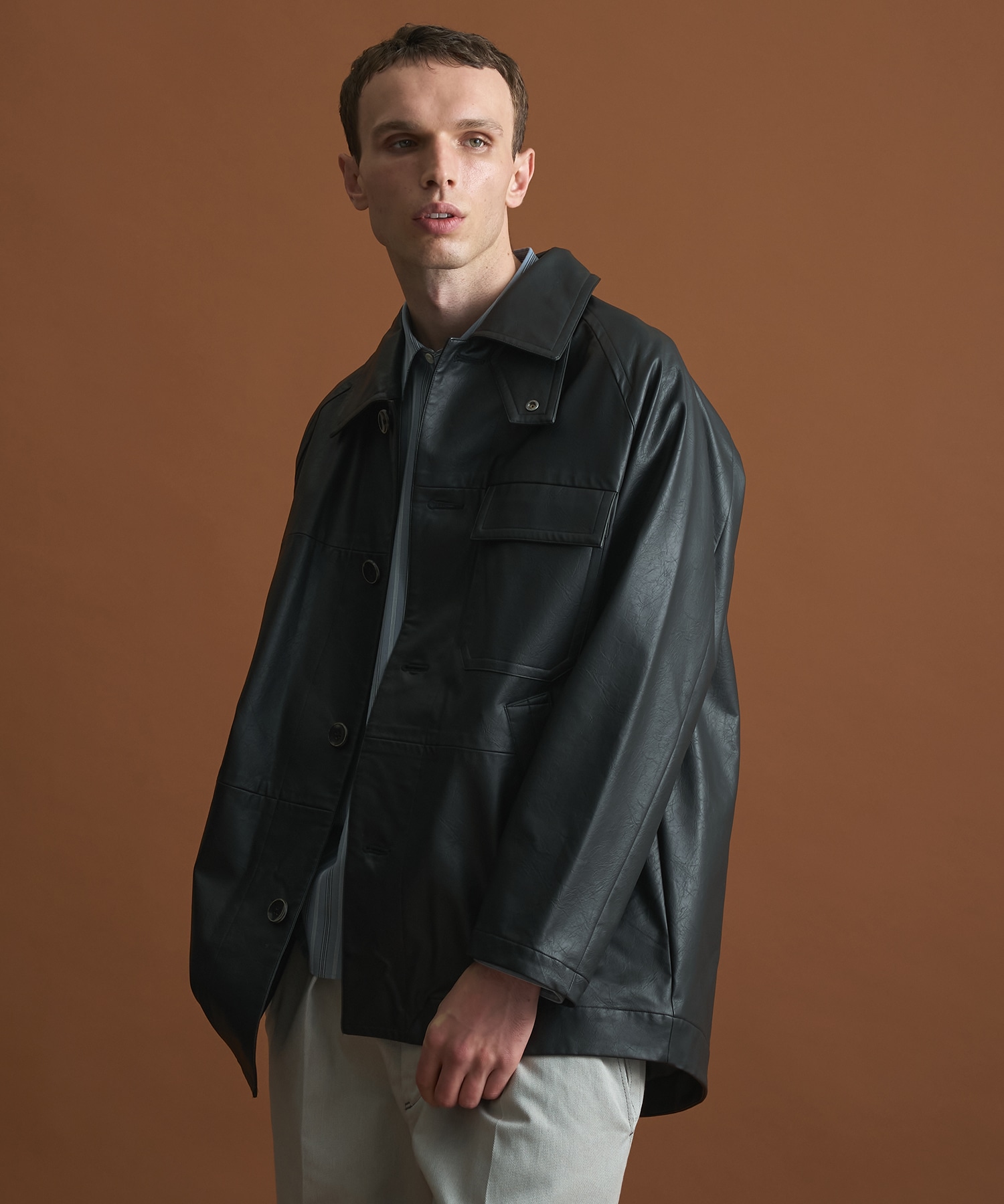 ヴィンテージフェイクレザーカーコート