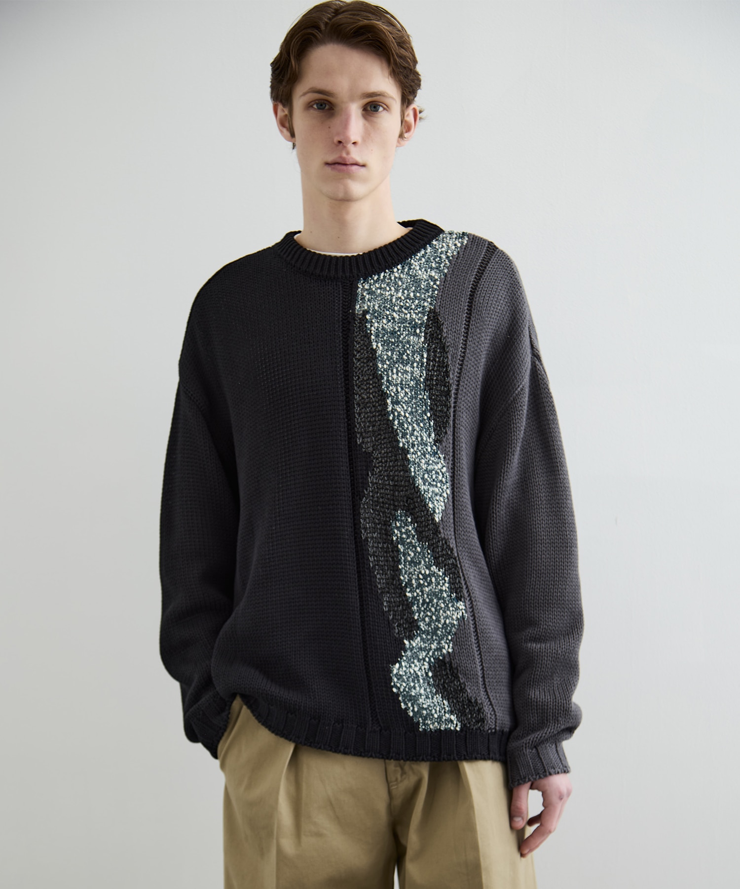 ミックスヤーンアートニット