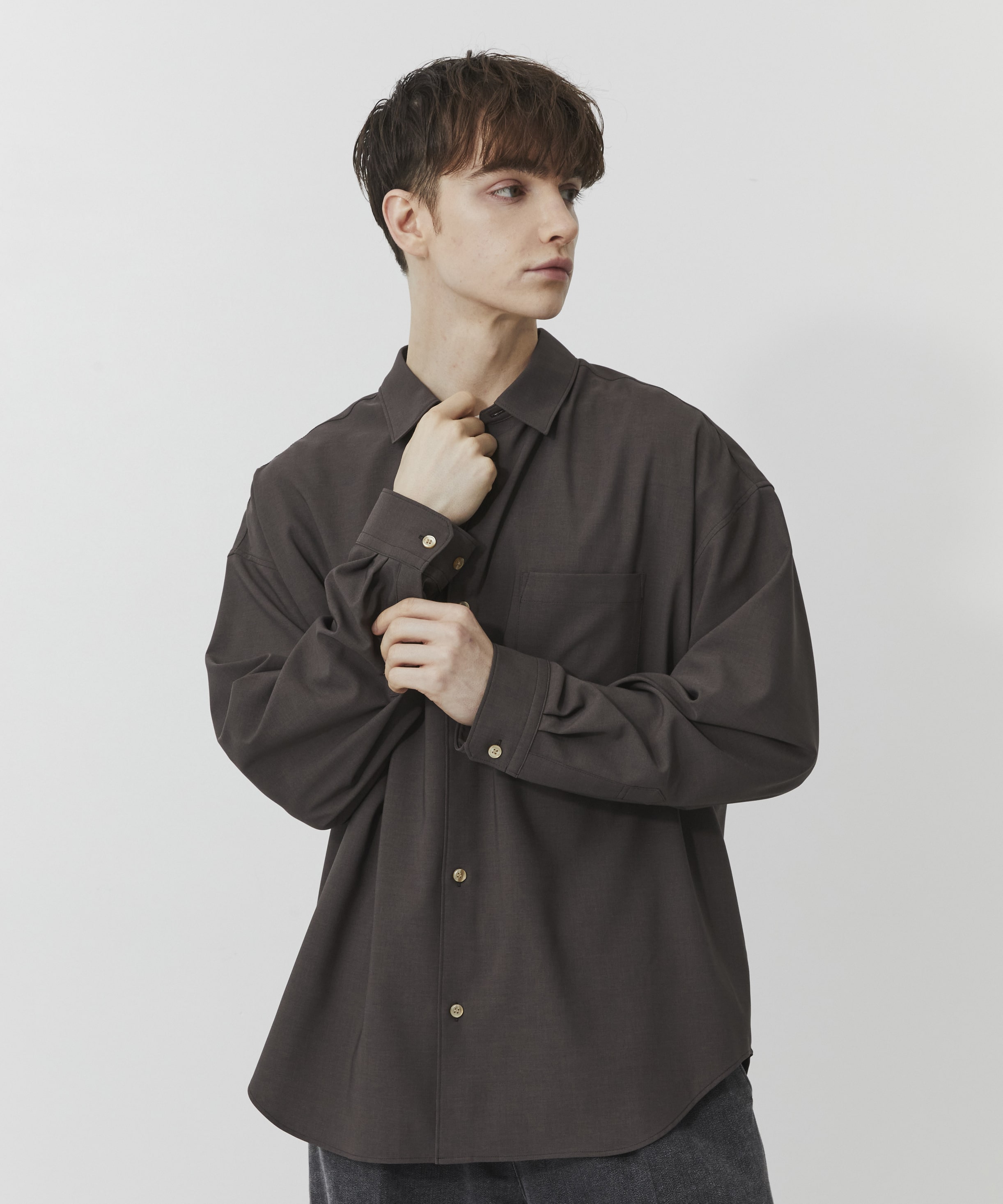 コンフォートリラックスレギュラーシャツ