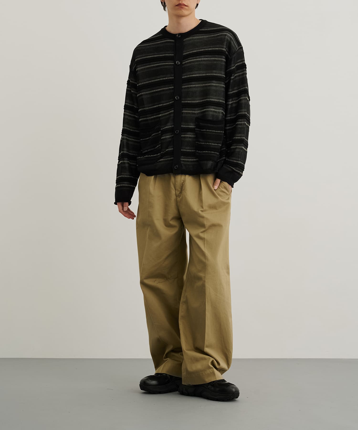 クルーネックメッシュボーダーカーデ