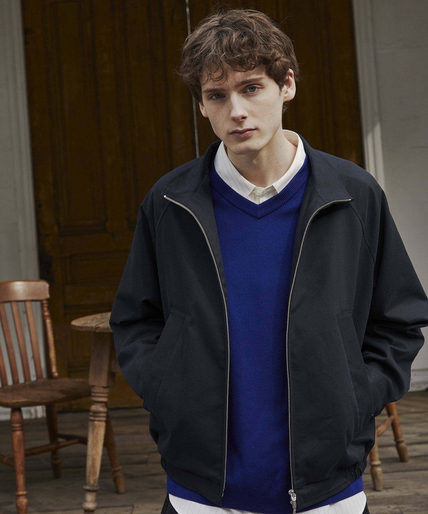 スタンドカラージップアップブルゾン