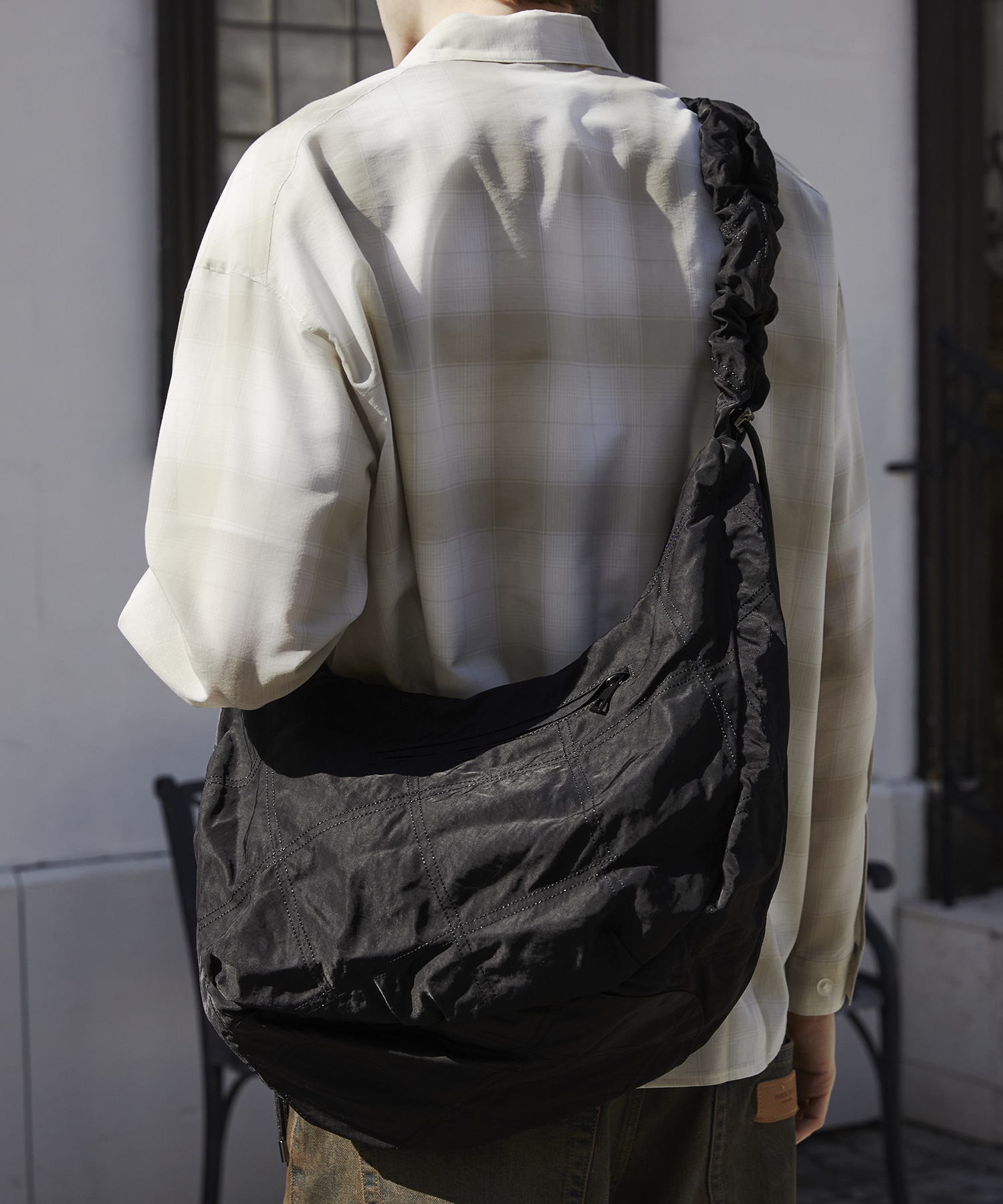 ドローストリングショルダーバッグ