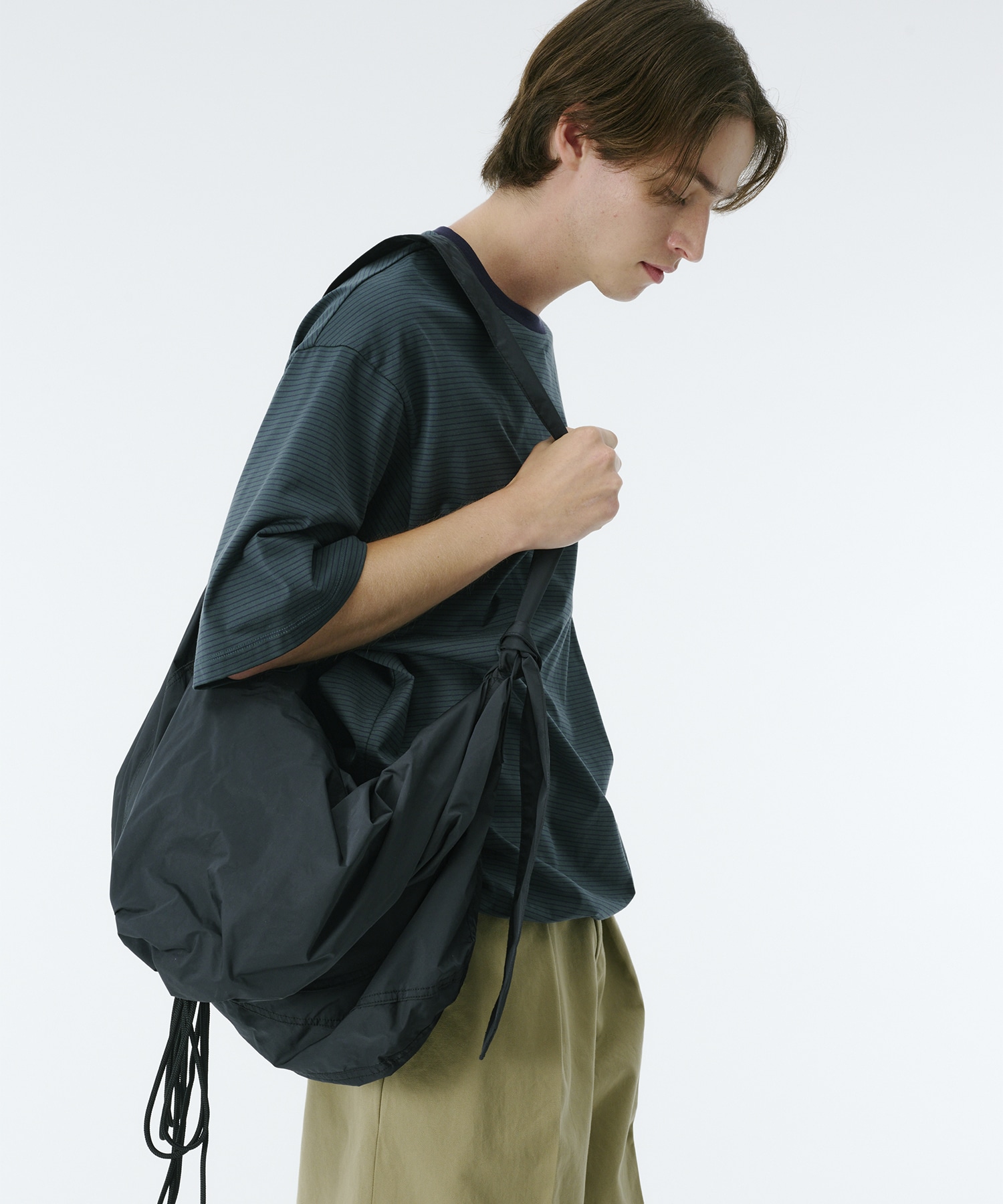 NAPRON/SHIOTA 折ショルダーL