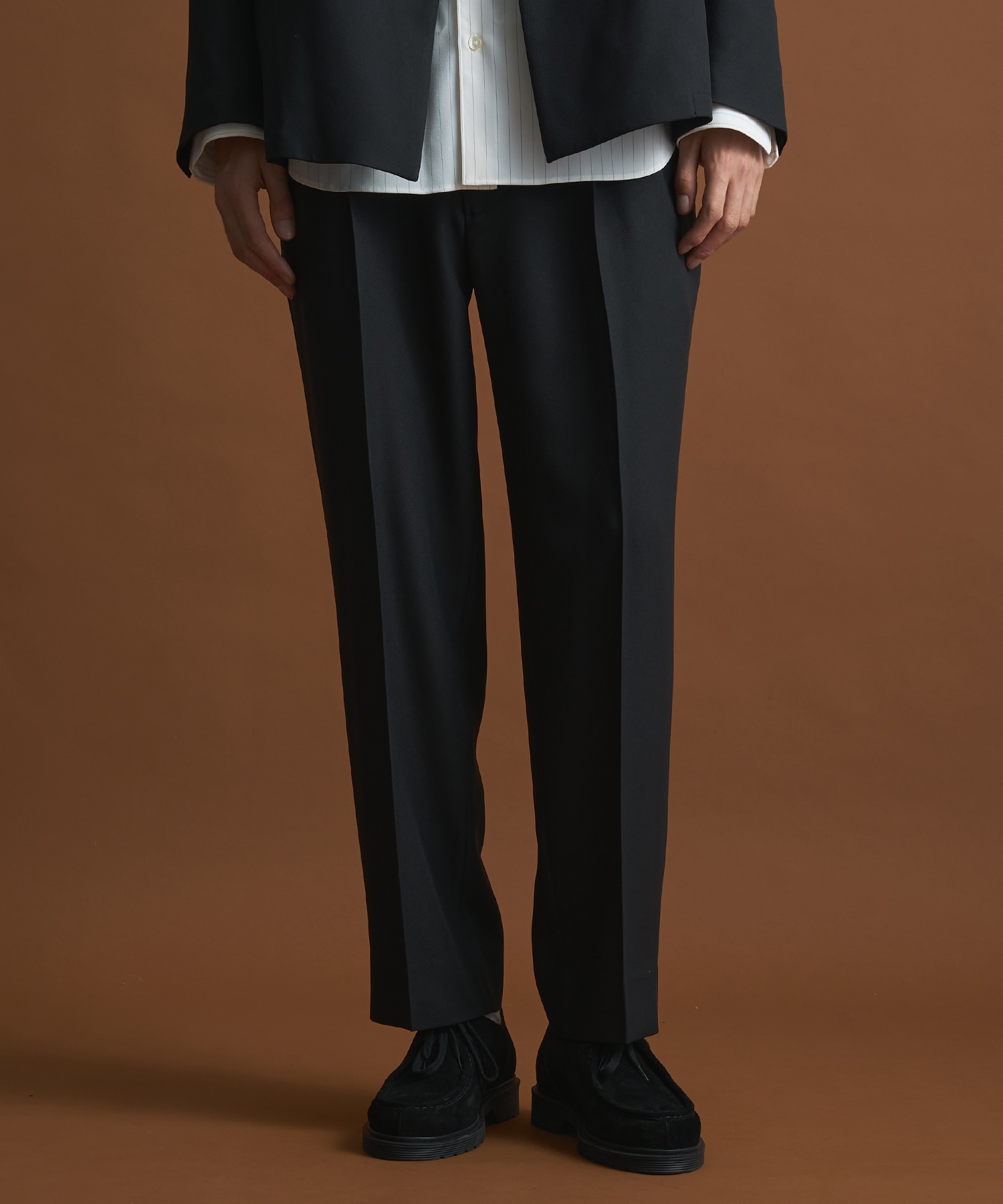 GRツイルエバークリーステーパードスラックス