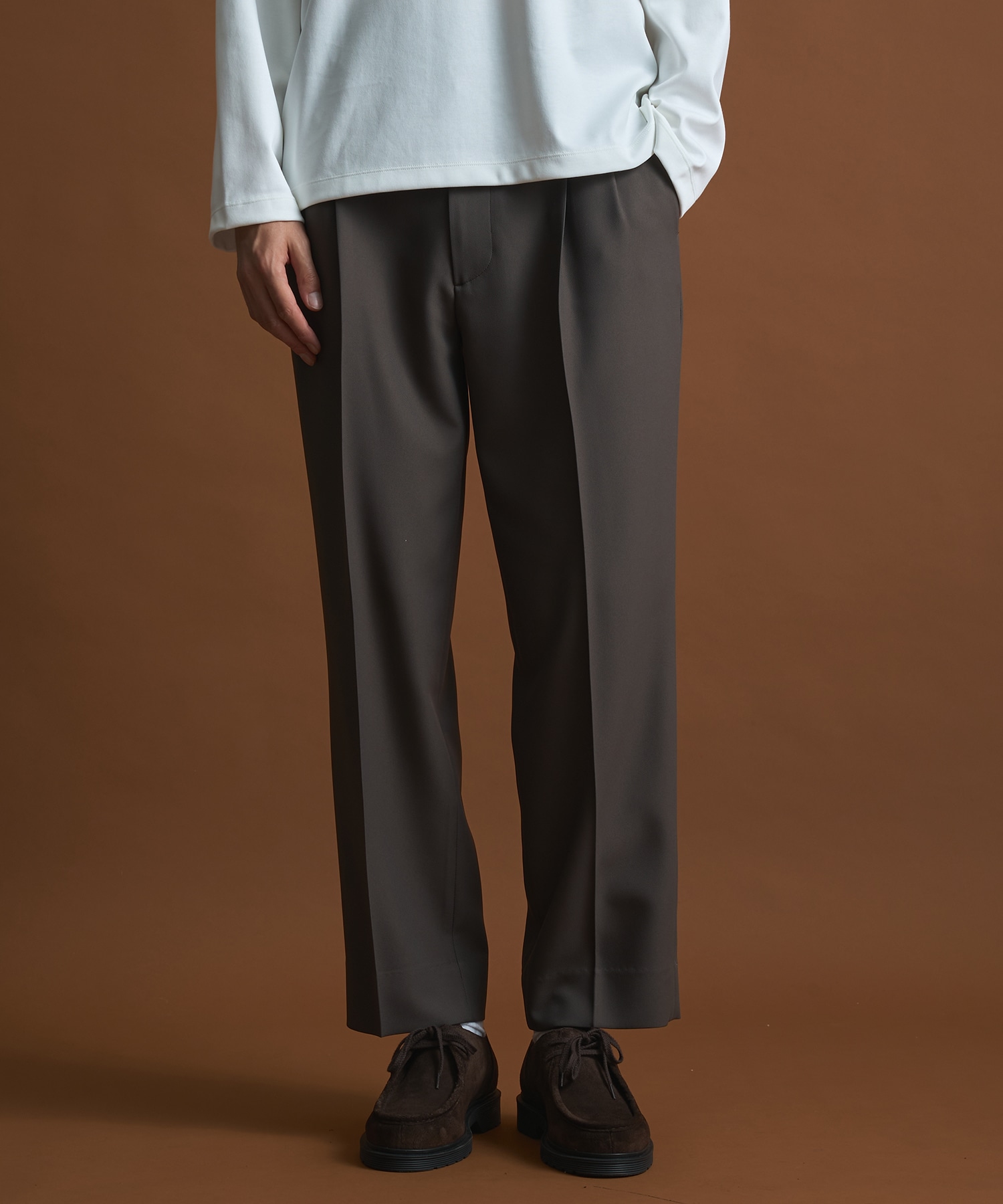 GRツイルエバークリーステーパードスラックス