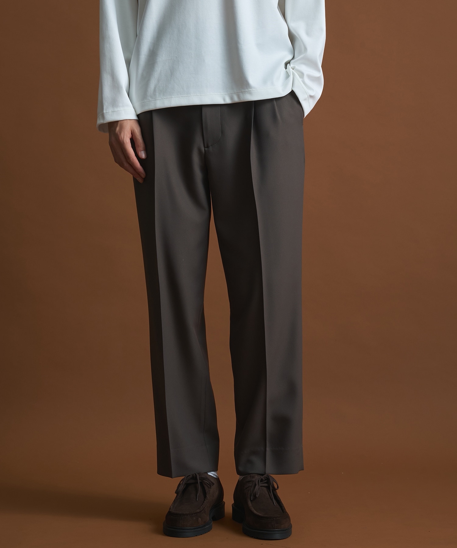 GRツイルエバークリーステーパードスラックス