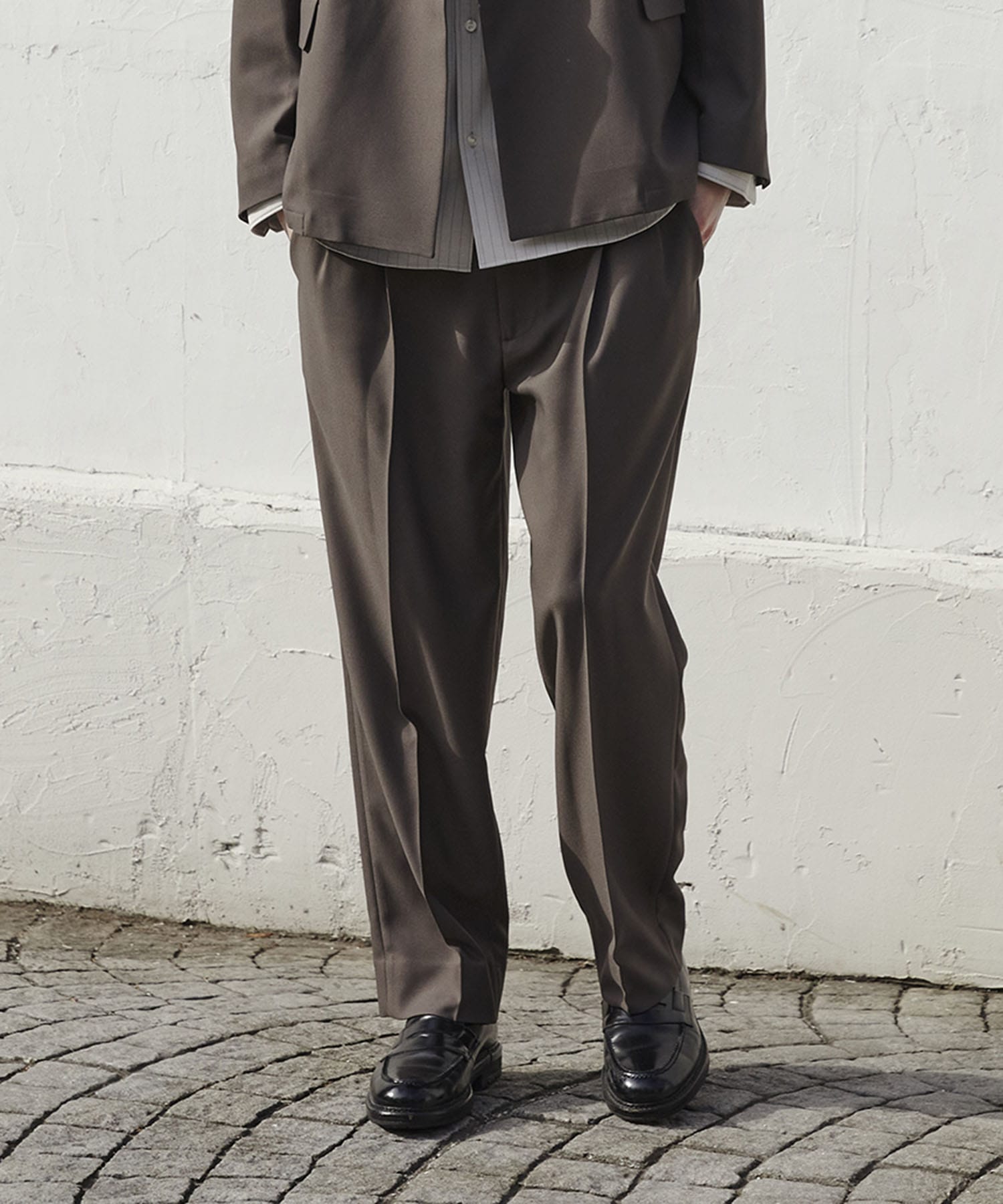 GRツイルエバークリーステーパードスラックス