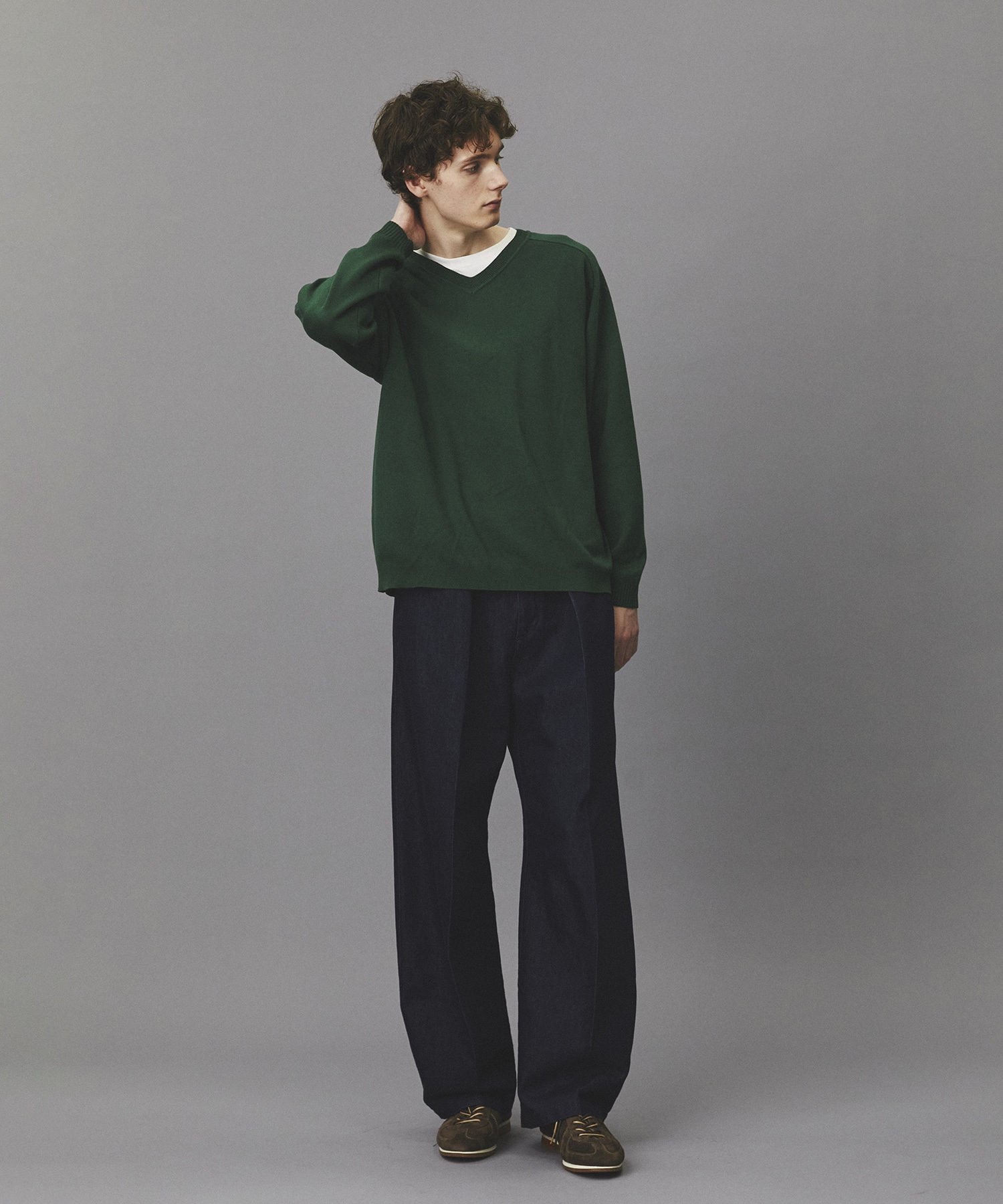 シルクブレンドVネックニット