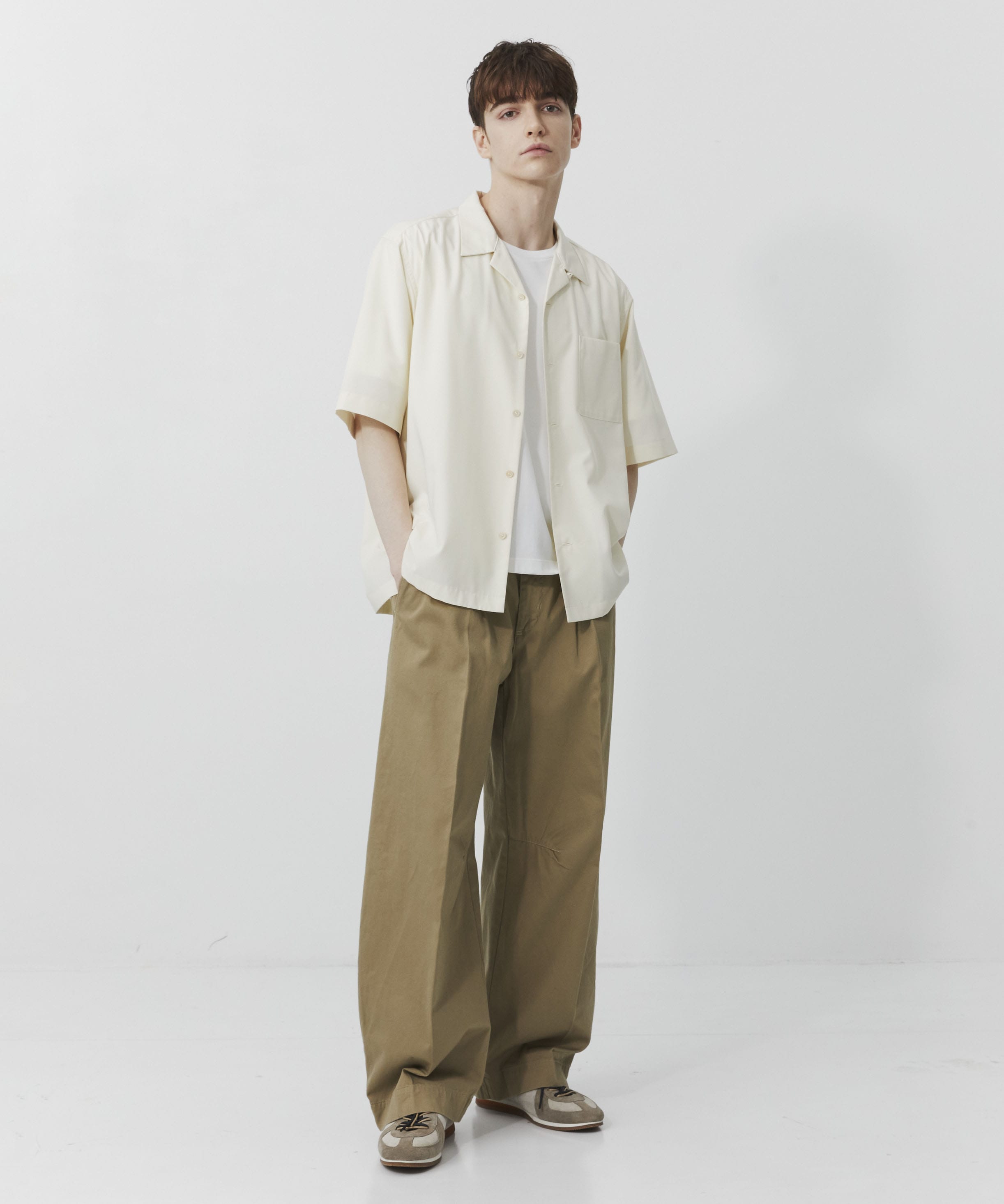 シルキータッチオープンカラーシャツ