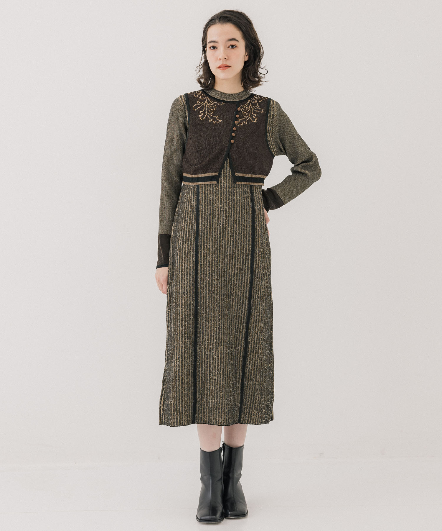 162510007200 BEIGE DRESS EMBROIDERY FREE KNIT エンブロイダリー