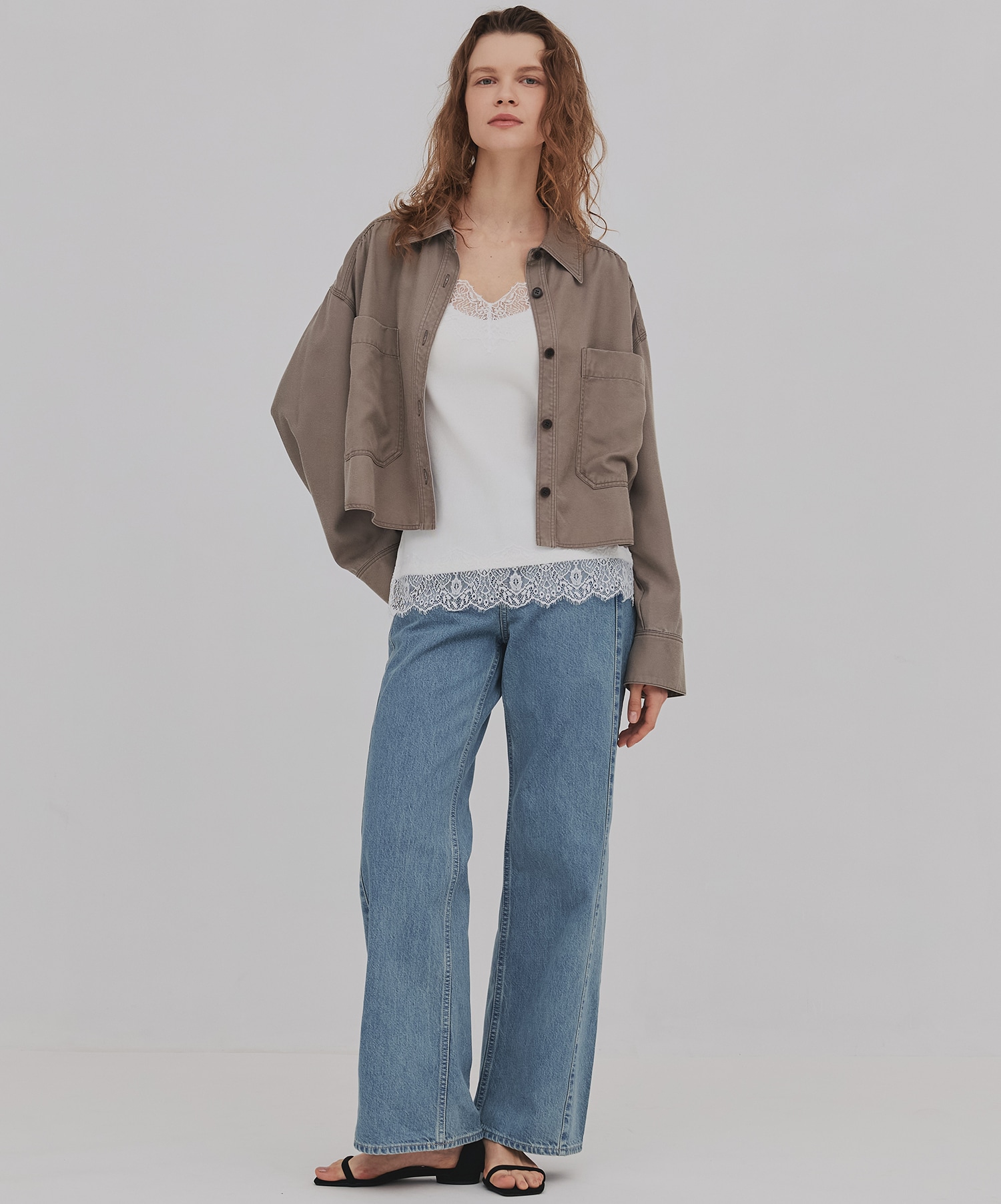 フルイドクロップドシャツ