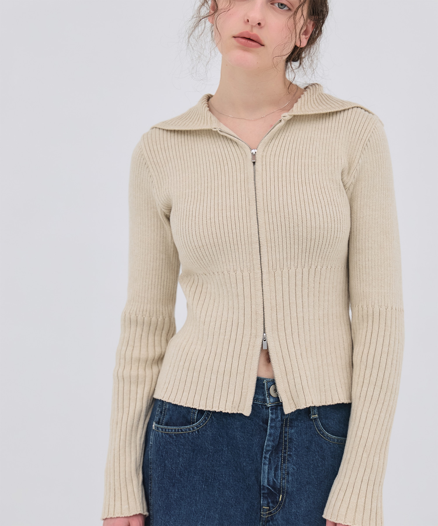 リブニットジップフーディ