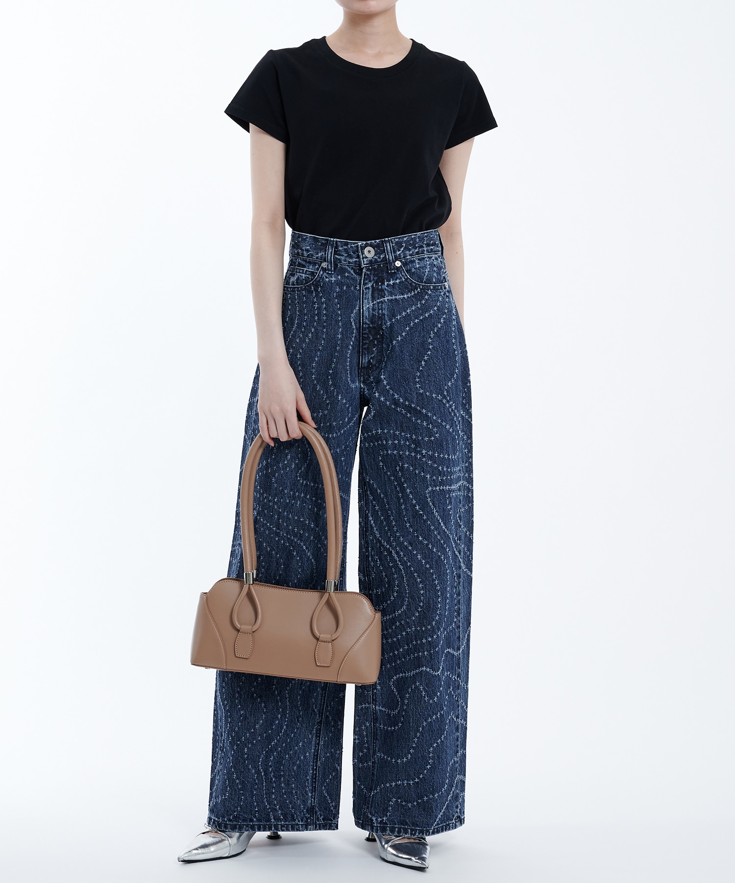 極 TEE BASIC