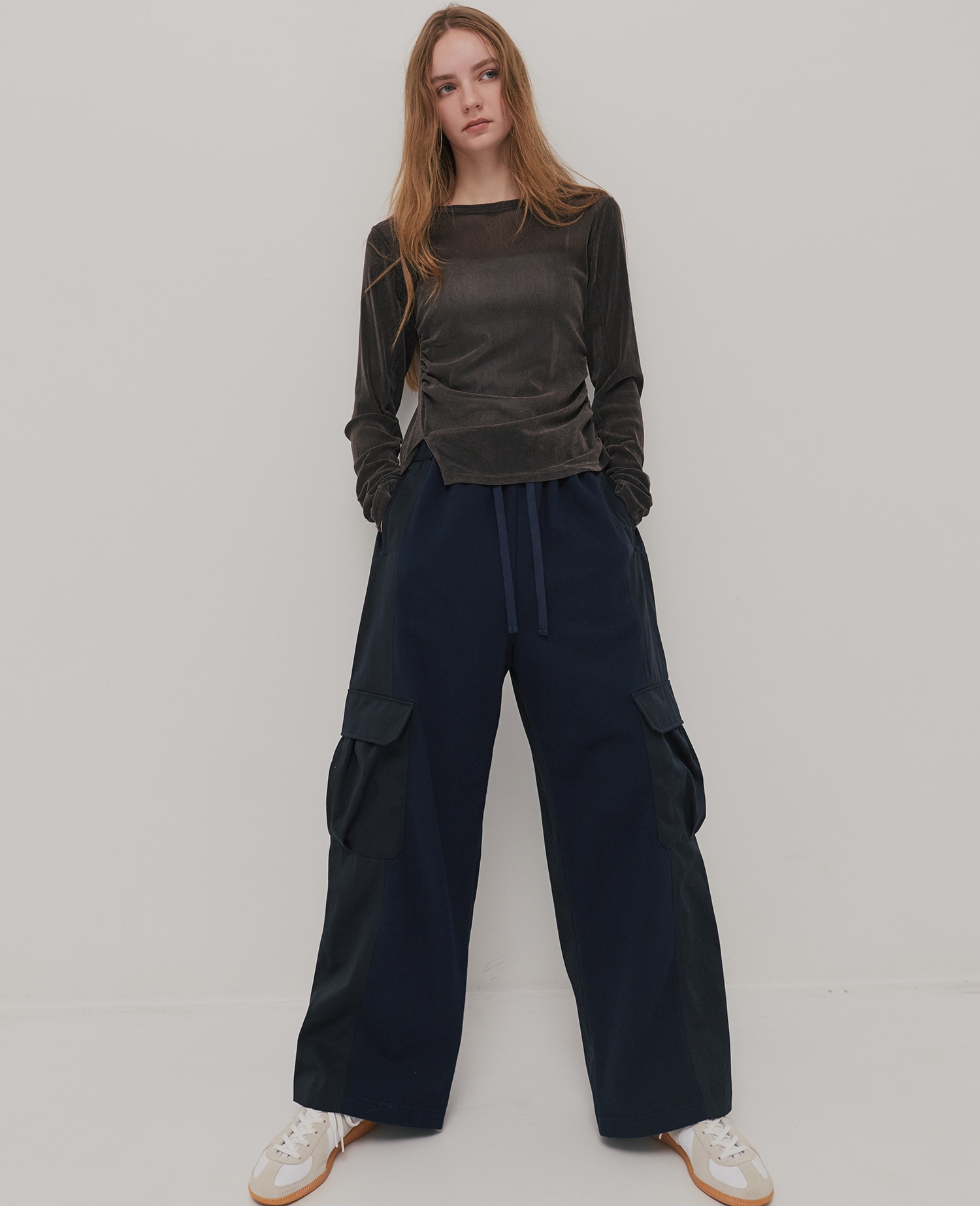 シャーリングベロアチュールスリットTOP