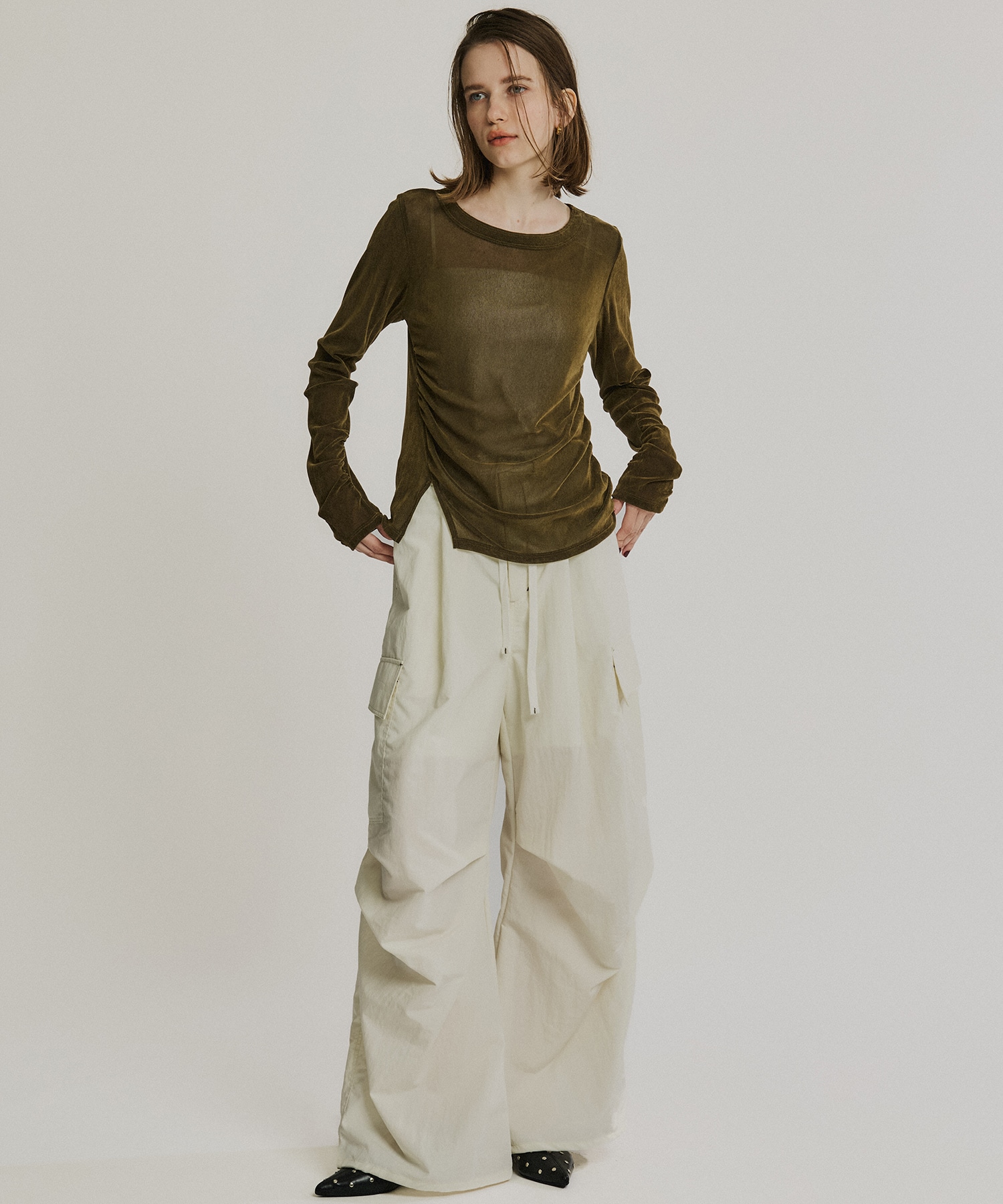 シャーリングベロアチュールスリットTOP