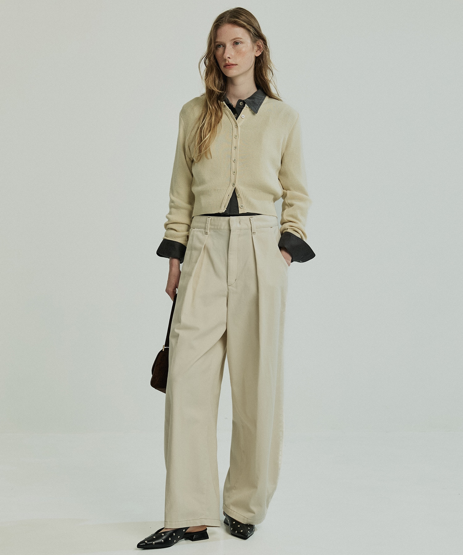 コットンカシミヤクルーカーデ