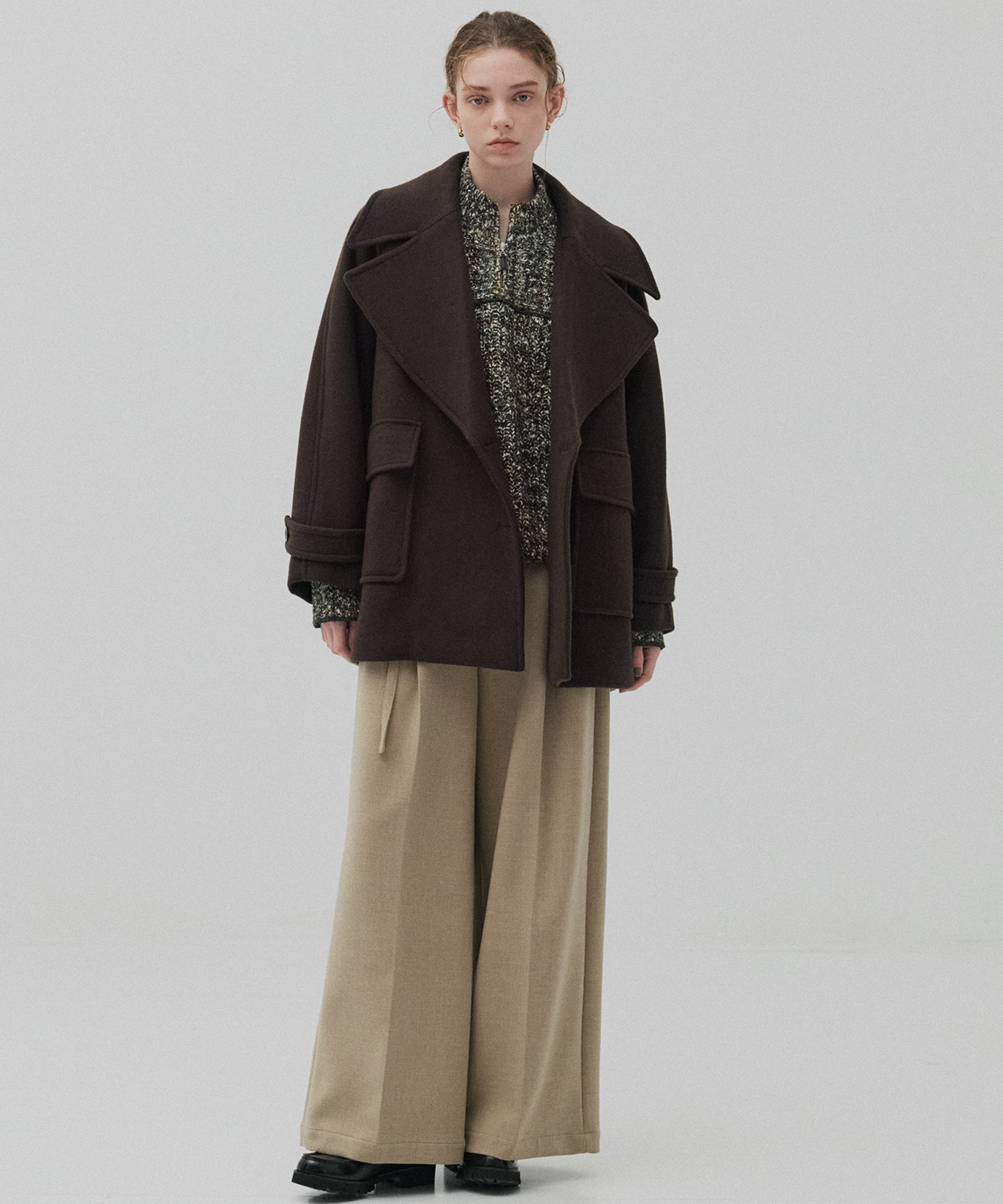 ワイドラペルコート