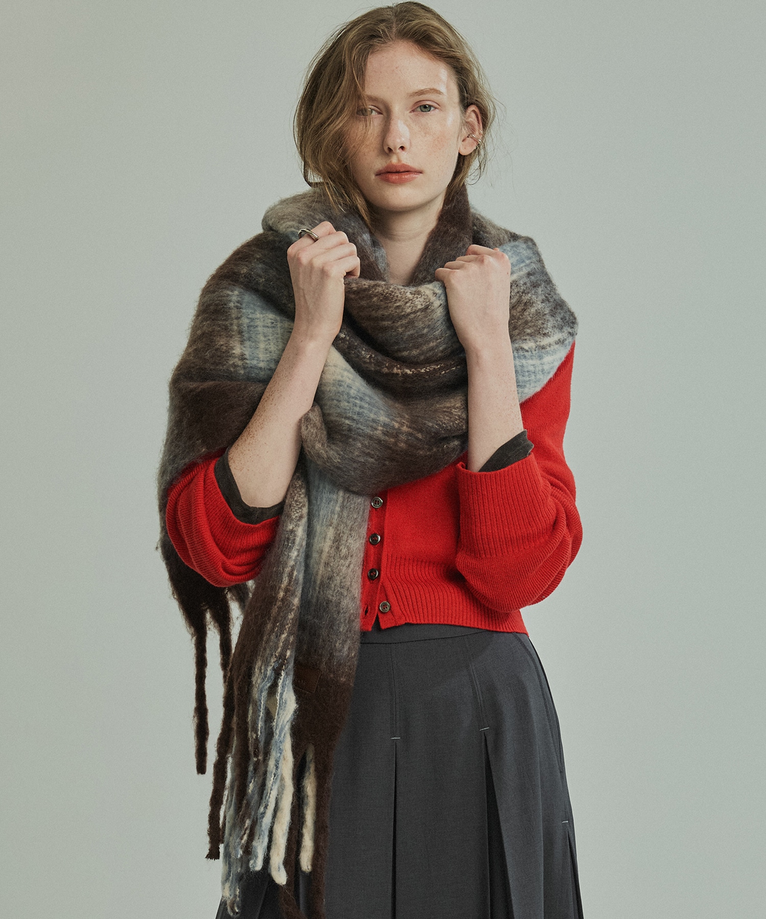 ヘアリーフリンジマフラー