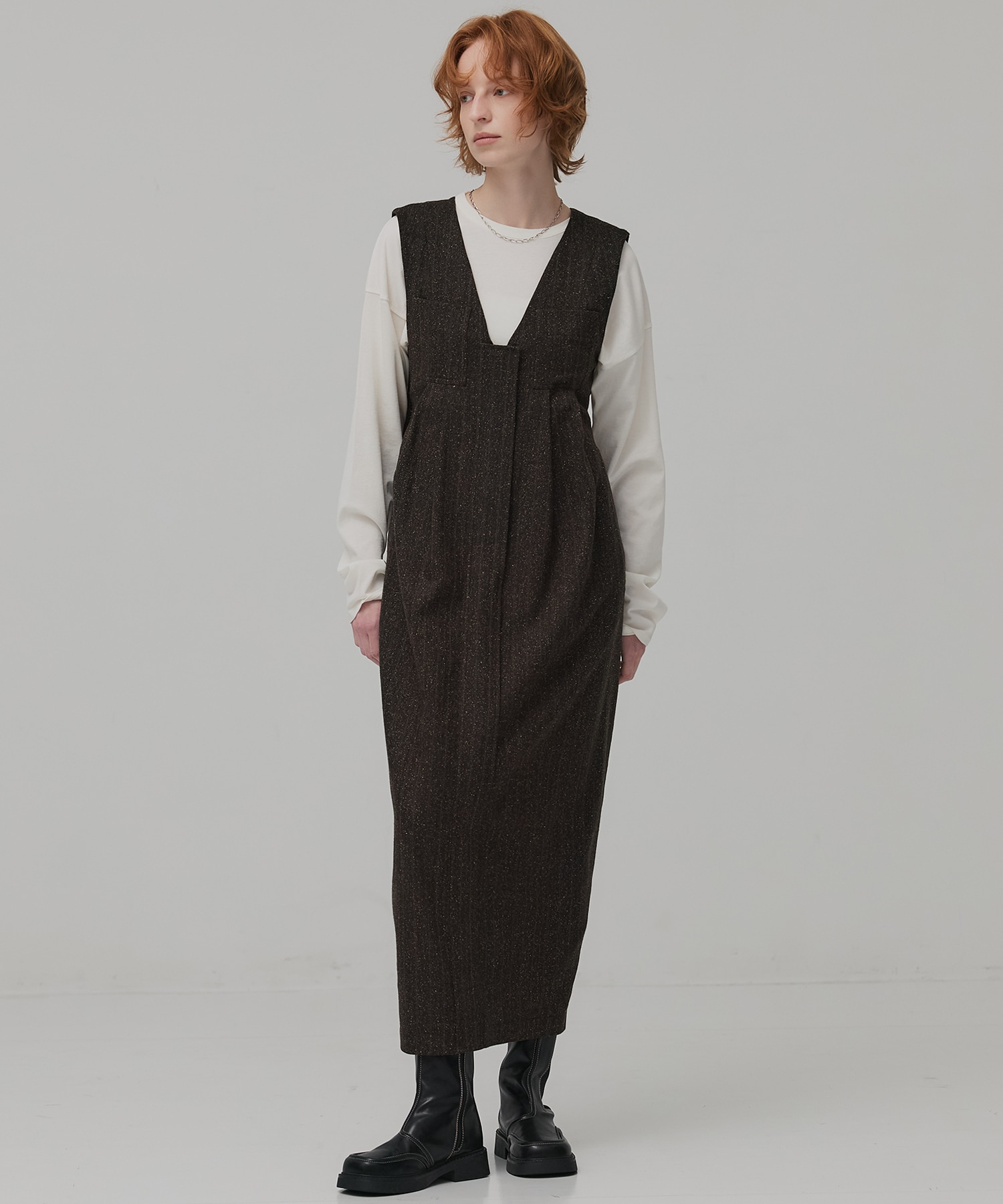 Vネックジャンパースカート