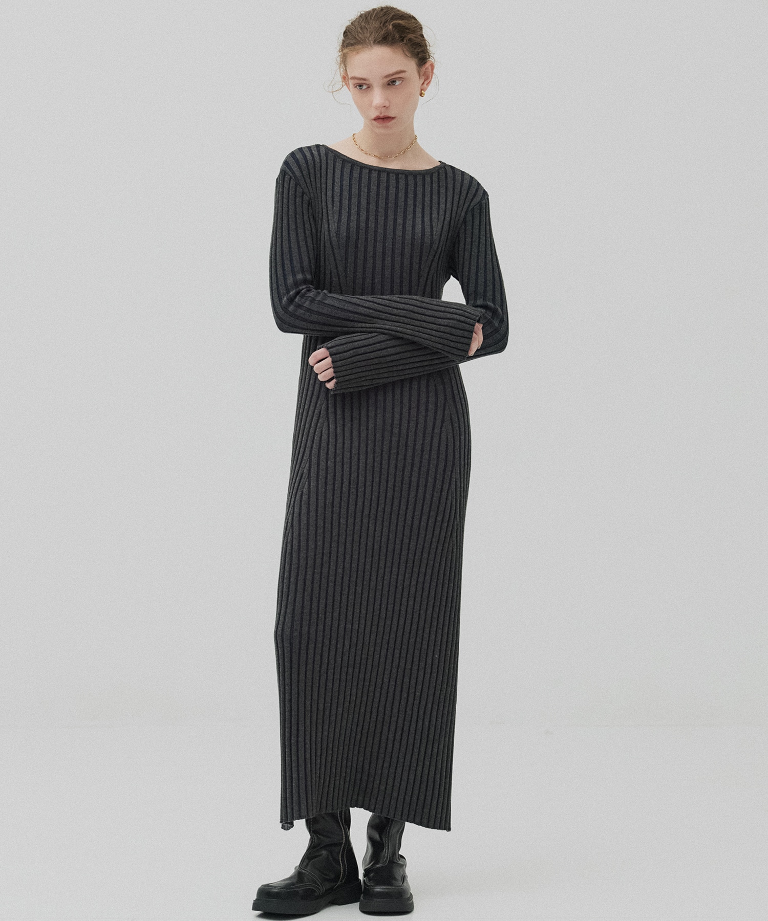 フレアリブニットワンピース