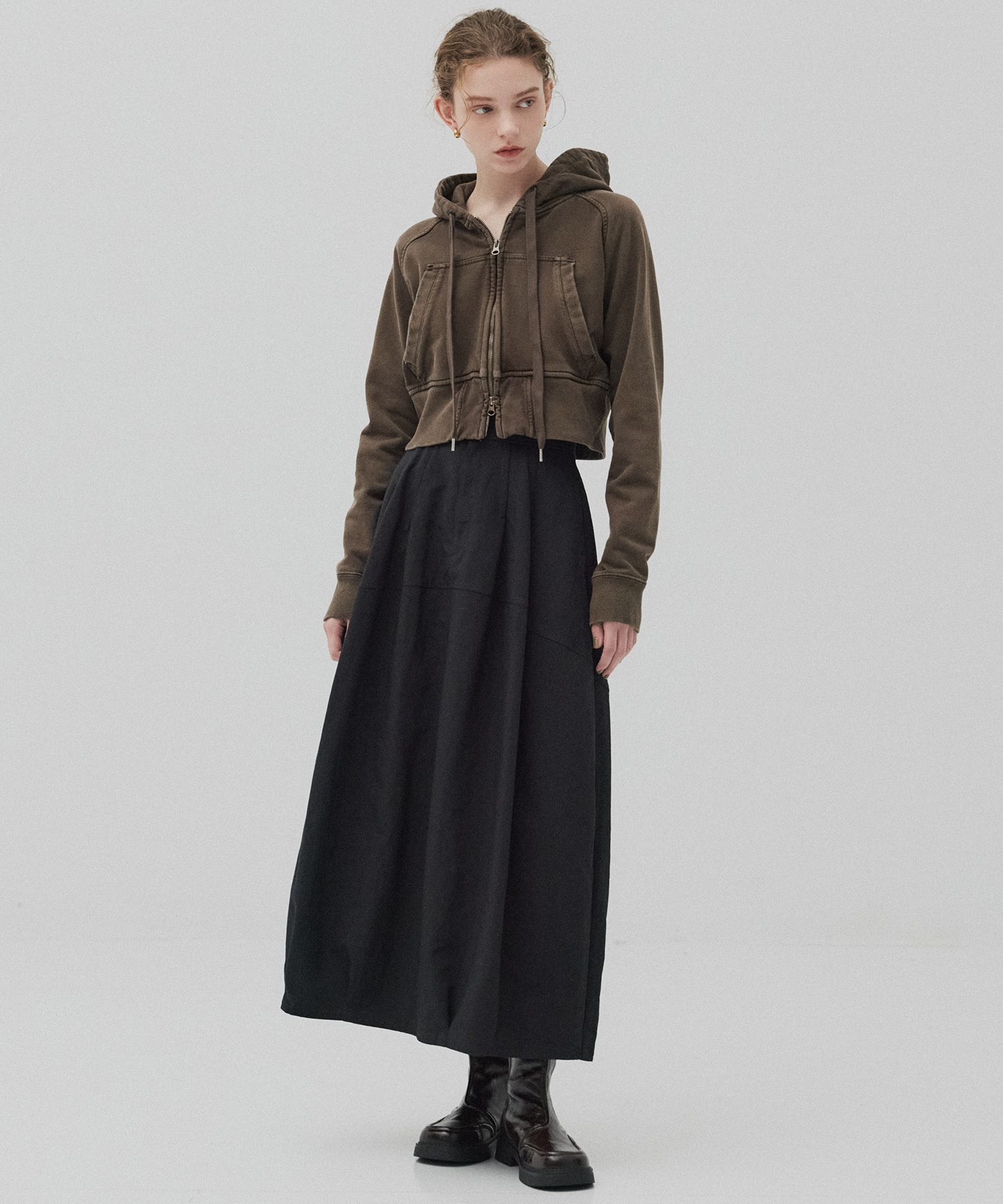 〈残りわずか〉スカルプトカーブスカート