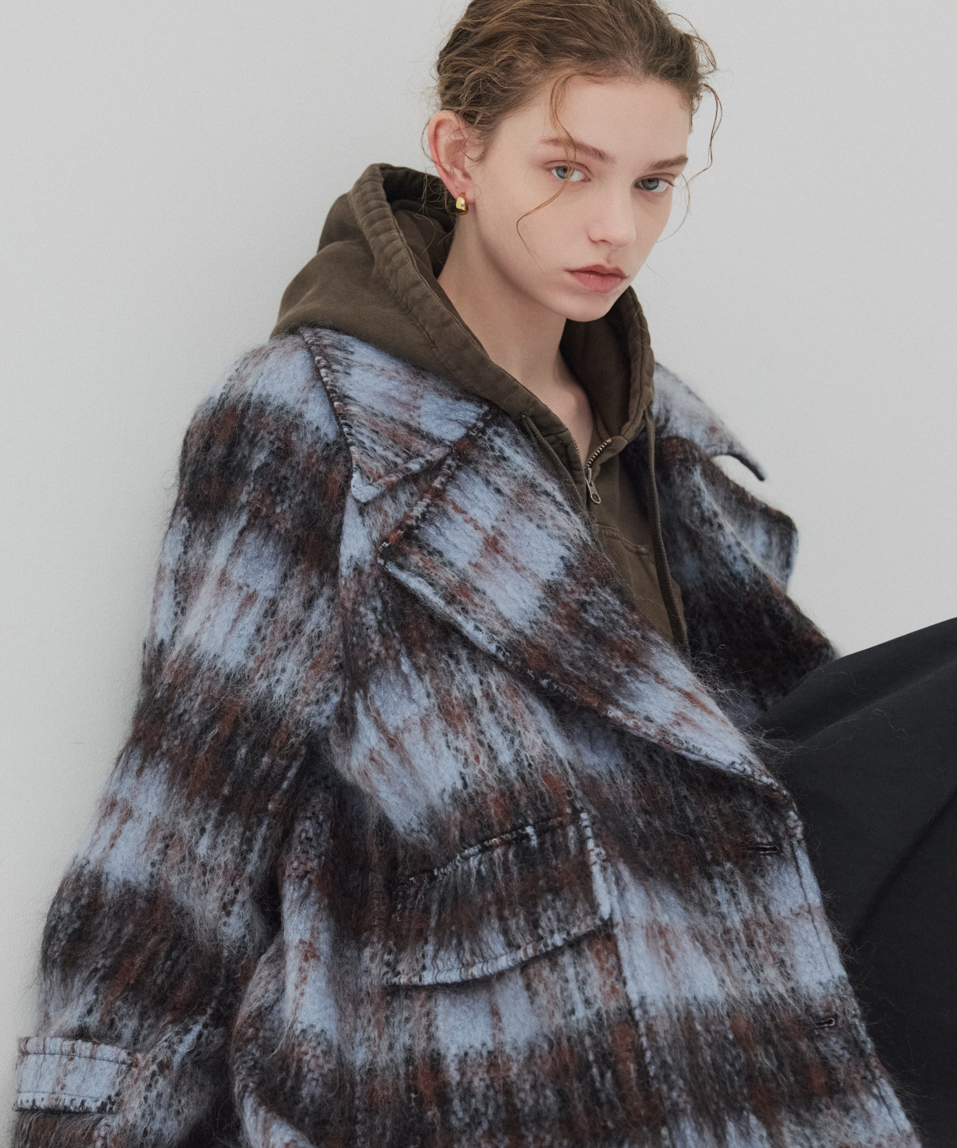 ワイドラペルチェックコート