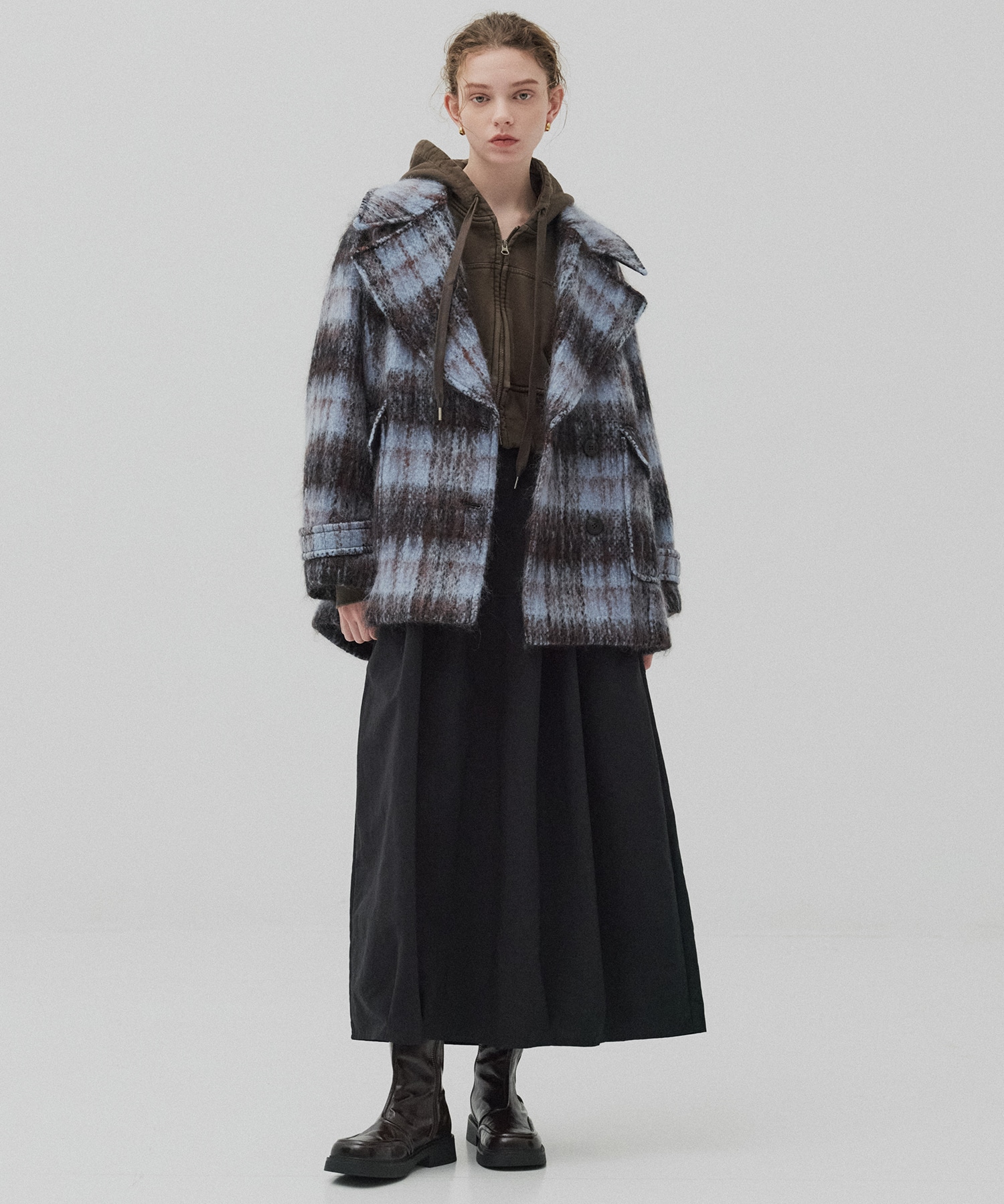 〈完売間近〉ワイドラペルチェックコート