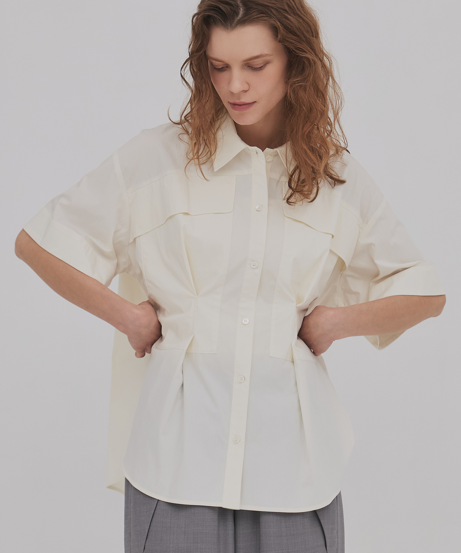 フラップタックハーフスリーブシャツ