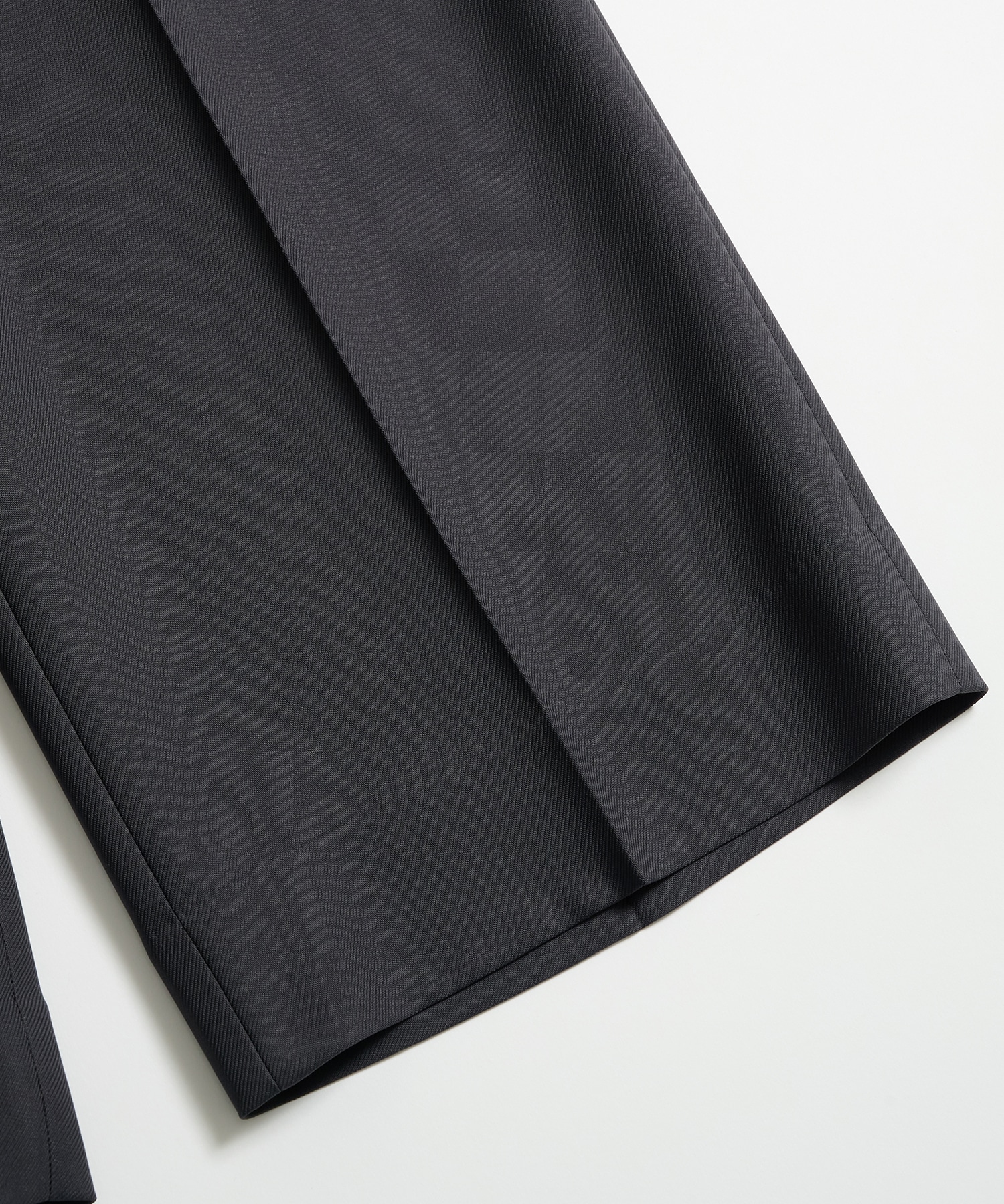 【WEB限定】GRツイルエバークリースストレートスラックス