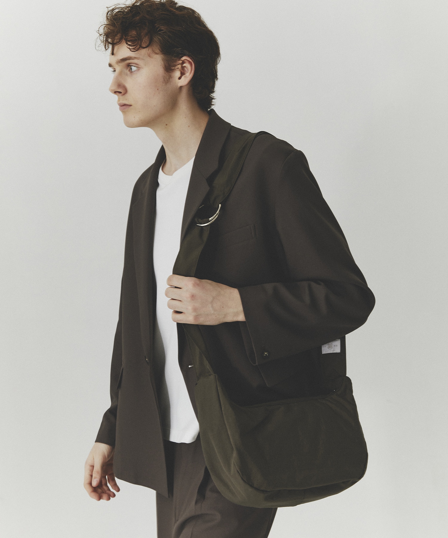 yorozu ダブルタスキボディバッグ