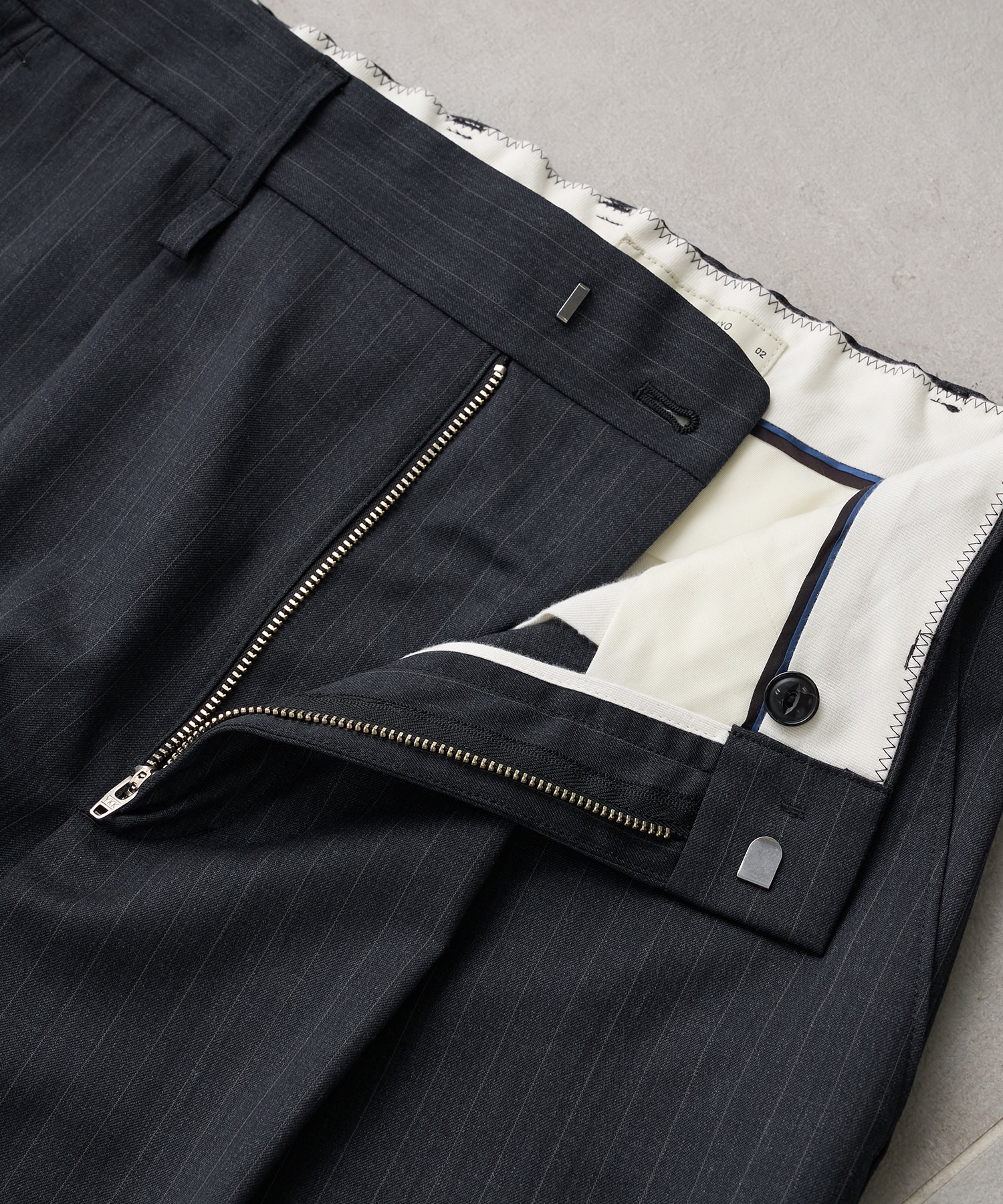 ハイスタンダードデイリースラックス