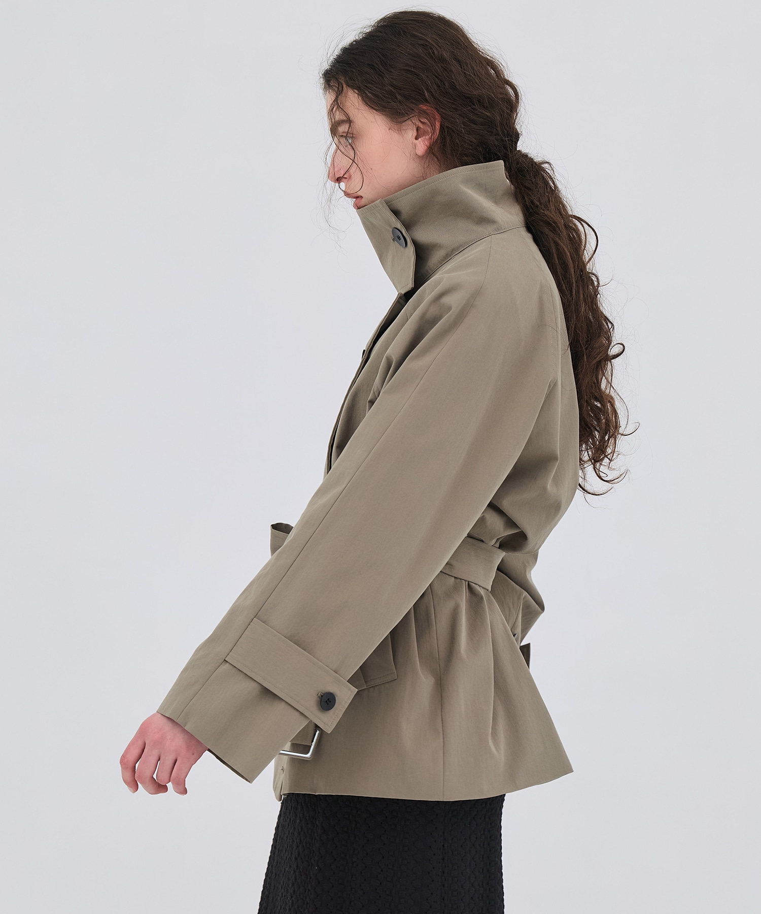 ファンネルネックショートトレンチコート