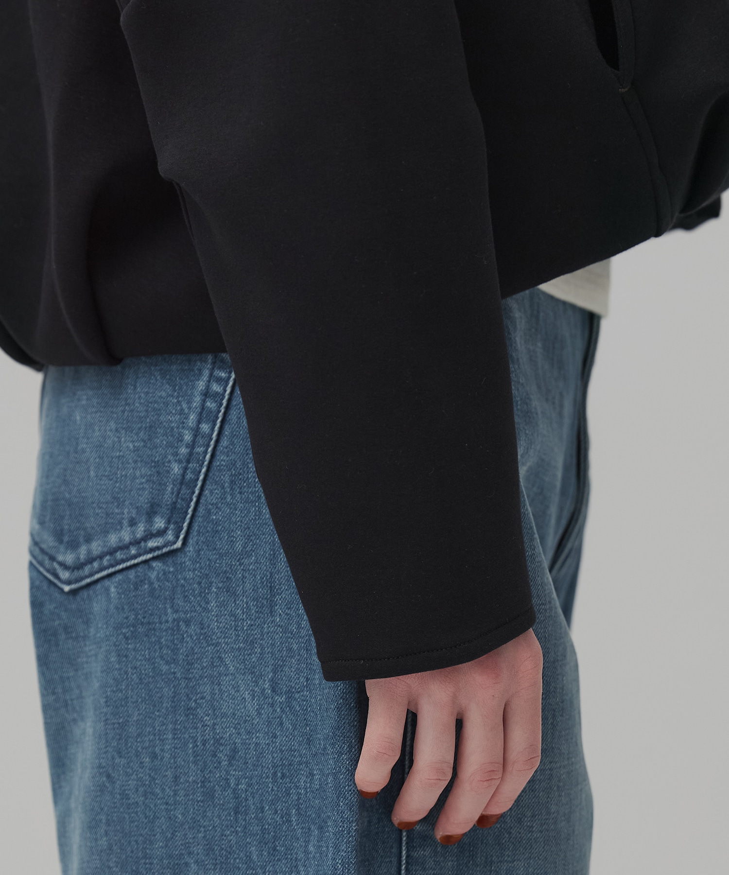 ダンボールバルーンフーディ