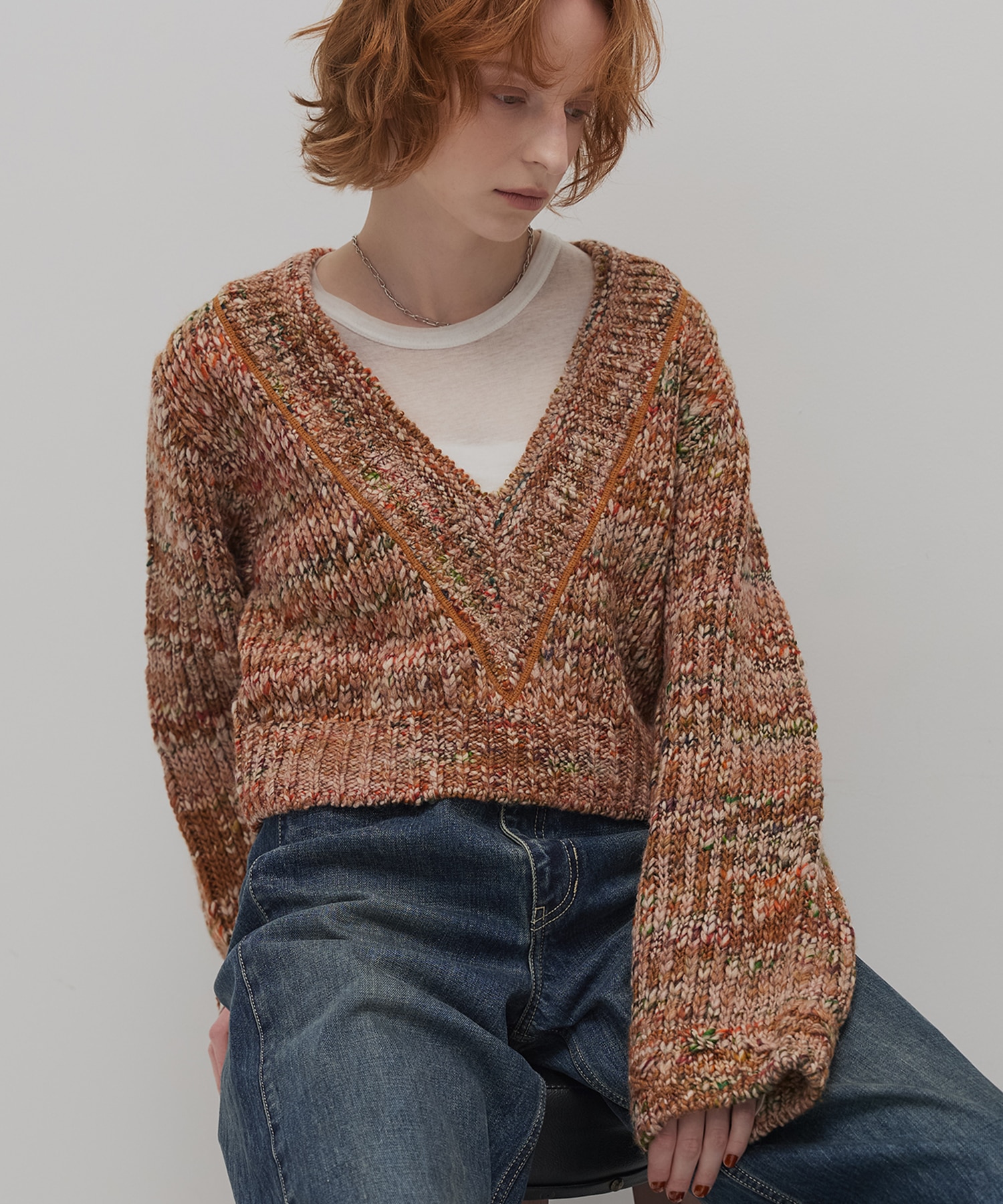 ミックスカラーVネックニット