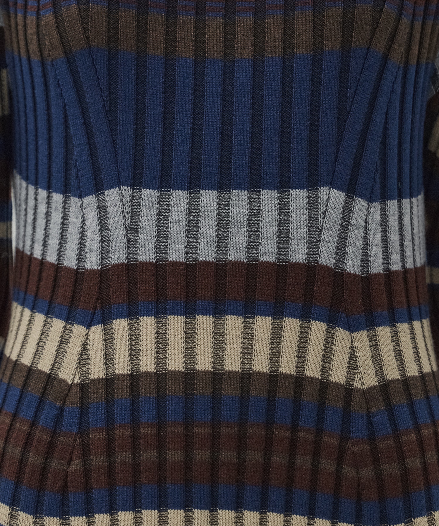 フレアリブニットワンピース