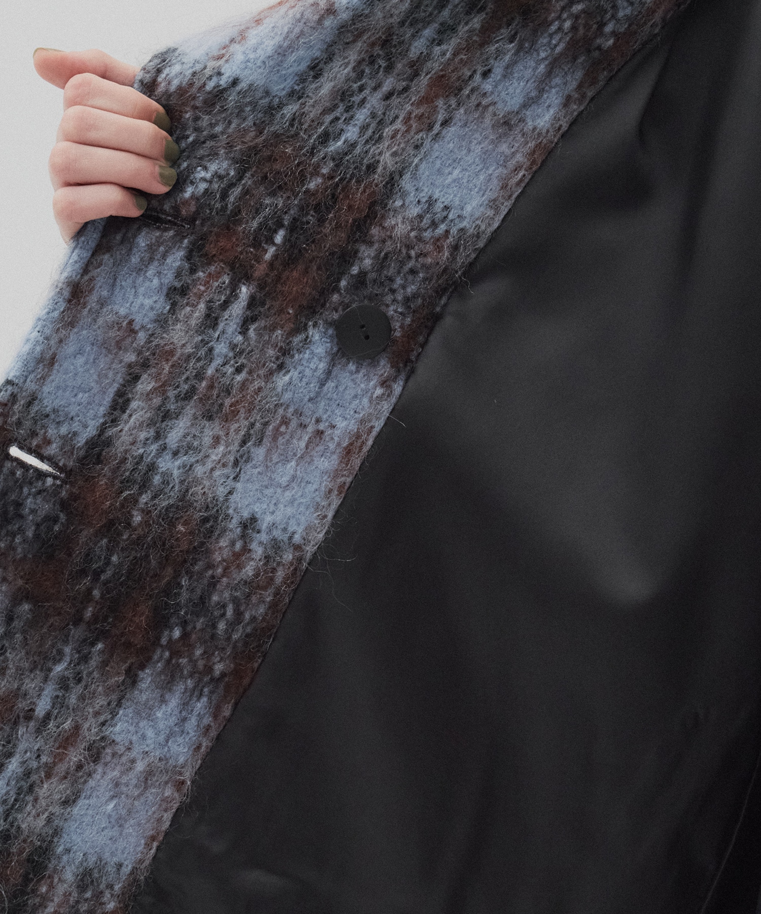 ワイドラペルチェックコート